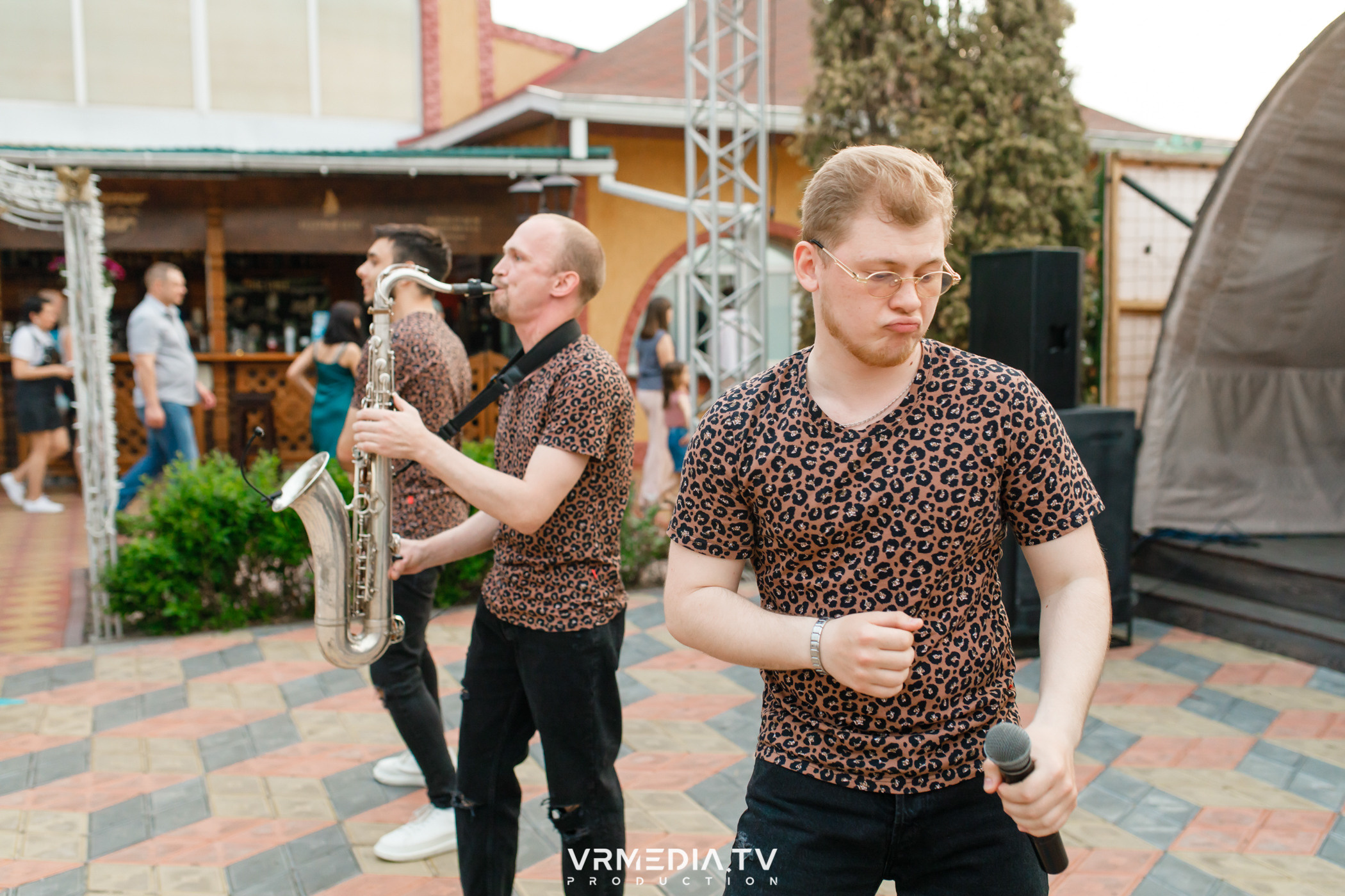 Выходные в ресторане «Лазурный берег»