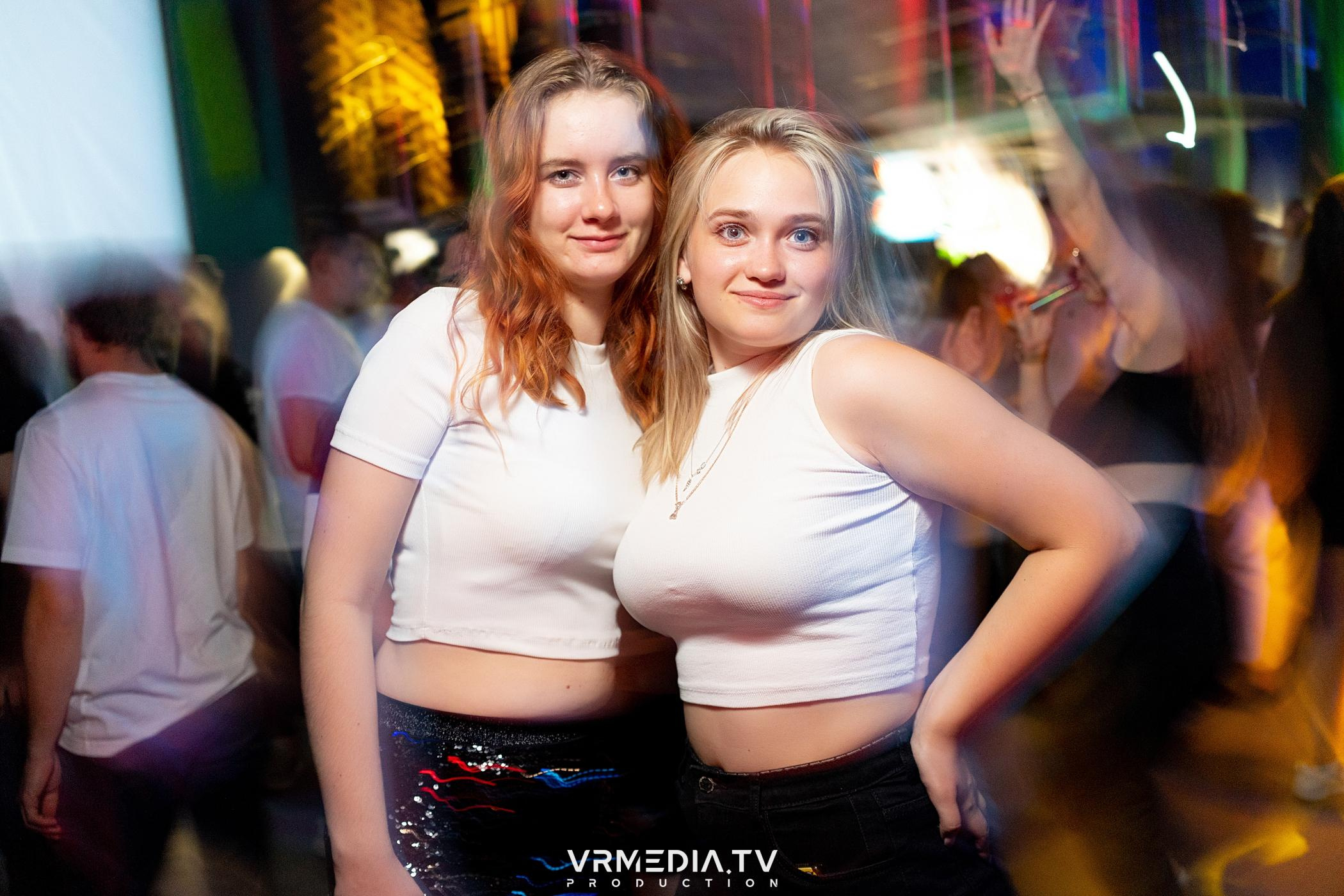 Выходные в баре «DOSKI»