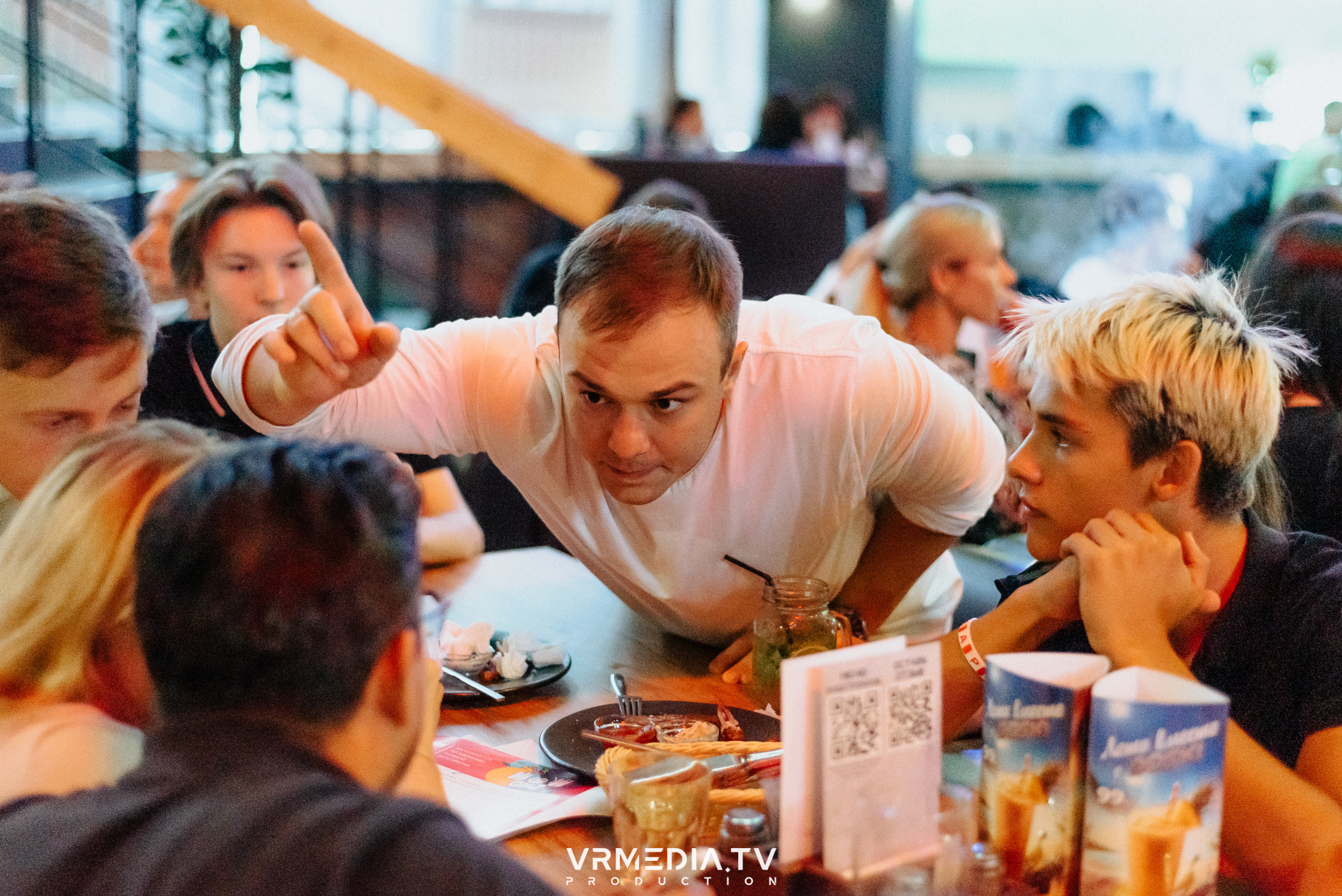 WoW QuiZ в баре «DOSKI»