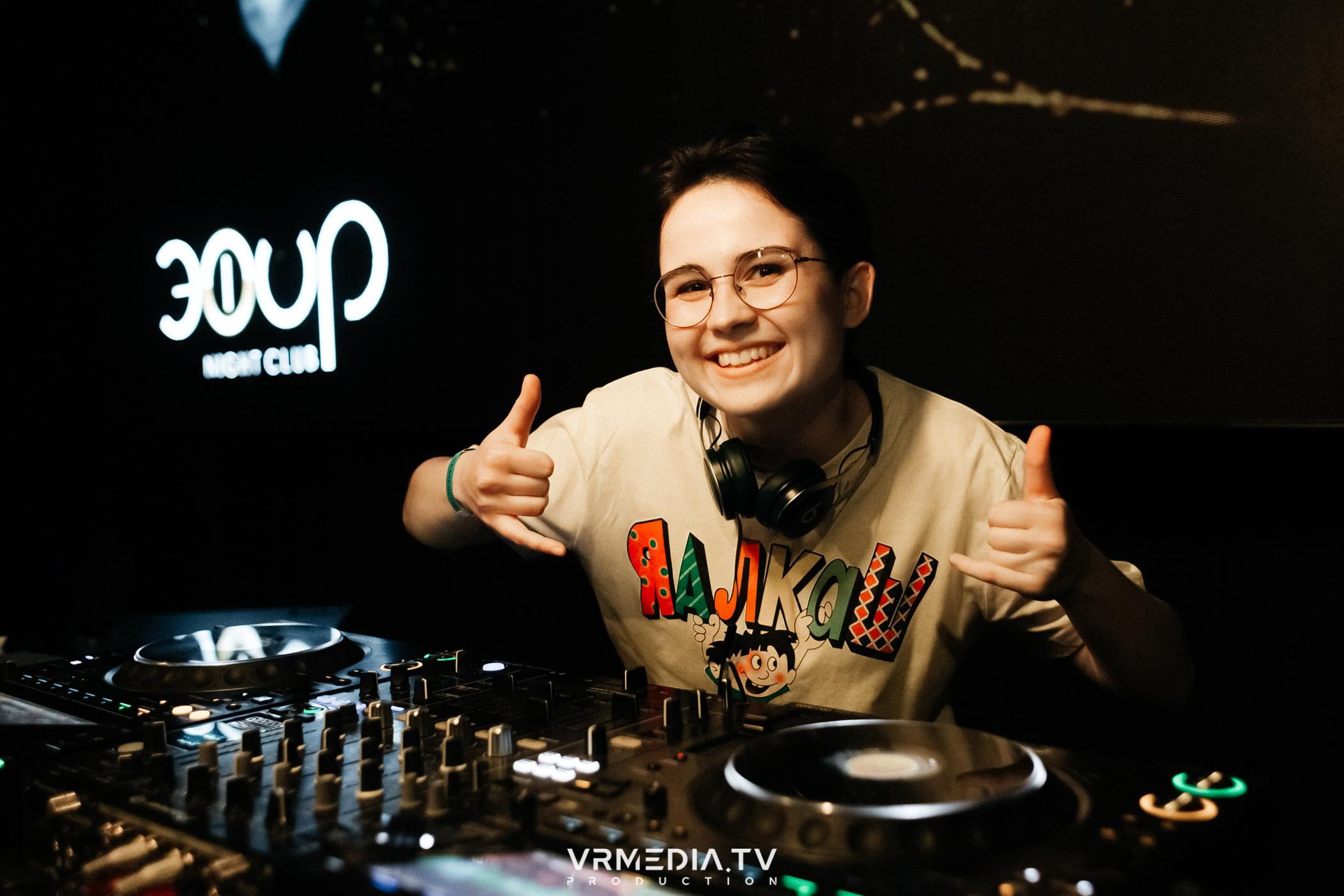 Выпускной школы диджеинга «Атмосфера»