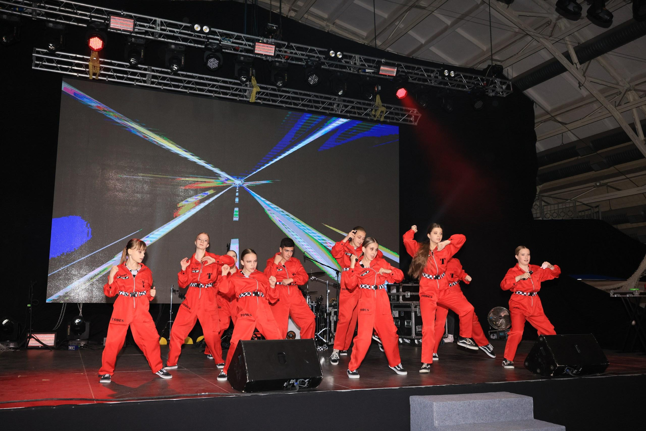 Репортаж с фестиваля «В ДВИЖЕНИИ». Концерт группы «Пицца». Фотограф в Туле Крупский АнДРей. Фотостудия «КАДР71» в Туле