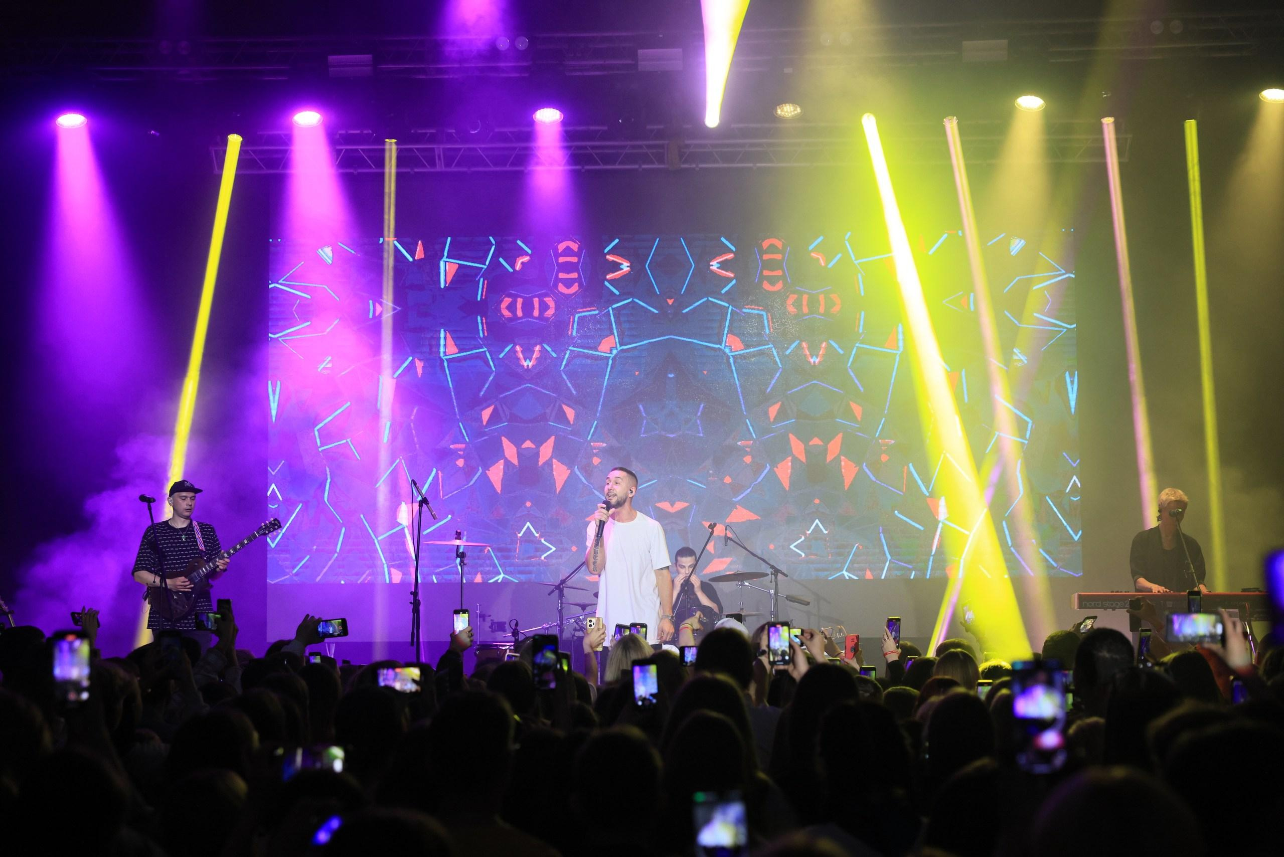 Репортаж с фестиваля «В ДВИЖЕНИИ». Концерт группы «Пицца». Фотограф в Туле Крупский АнДРей. Фотостудия «КАДР71» в Туле