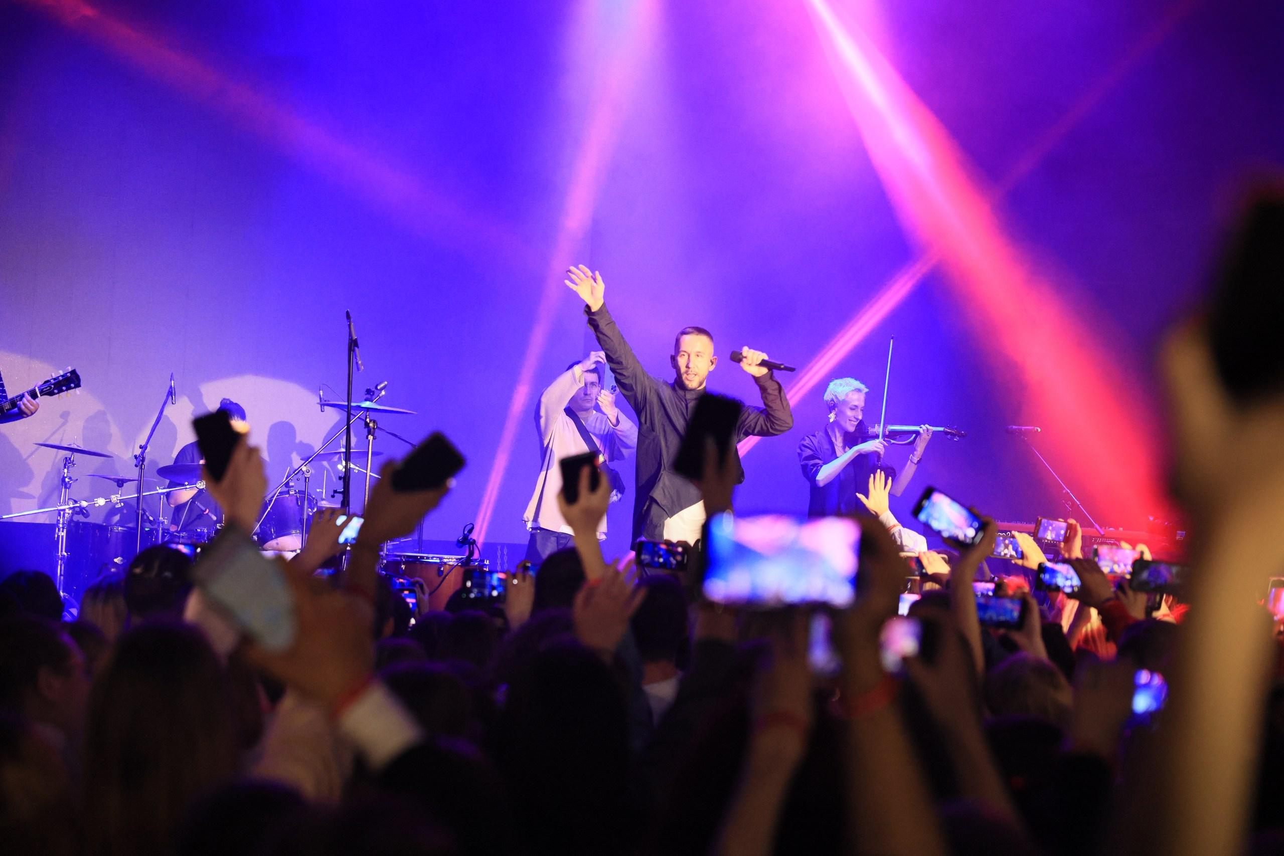 Репортаж с фестиваля «В ДВИЖЕНИИ». Концерт группы «Пицца». Фотограф в Туле Крупский АнДРей. Фотостудия «КАДР71» в Туле