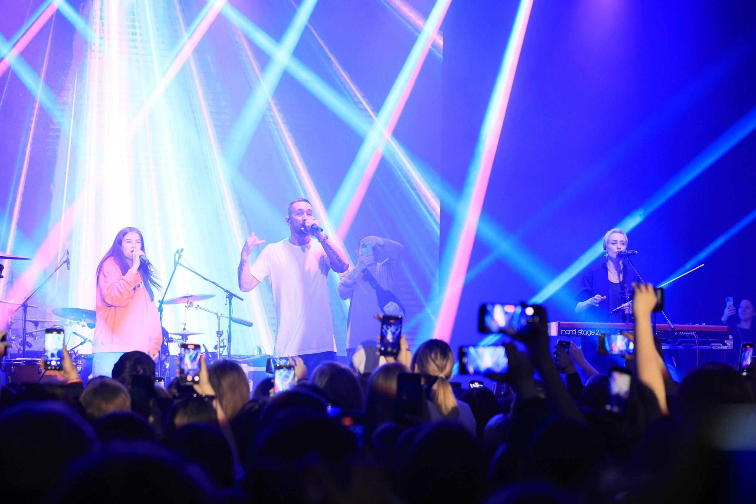 Репортаж с фестиваля «В ДВИЖЕНИИ». Концерт группы «Пицца». Фотограф в Туле Крупский АнДРей. Фотостудия «КАДР71» в Туле