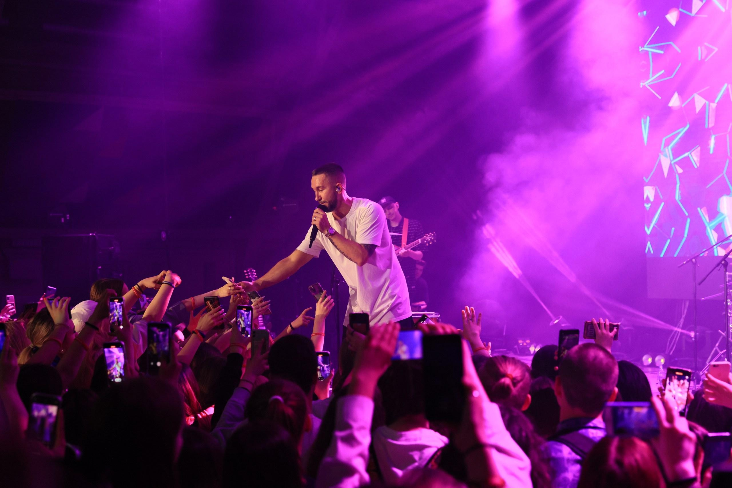 Репортаж с фестиваля «В ДВИЖЕНИИ». Концерт группы «Пицца». Фотограф в Туле Крупский АнДРей. Фотостудия «КАДР71» в Туле