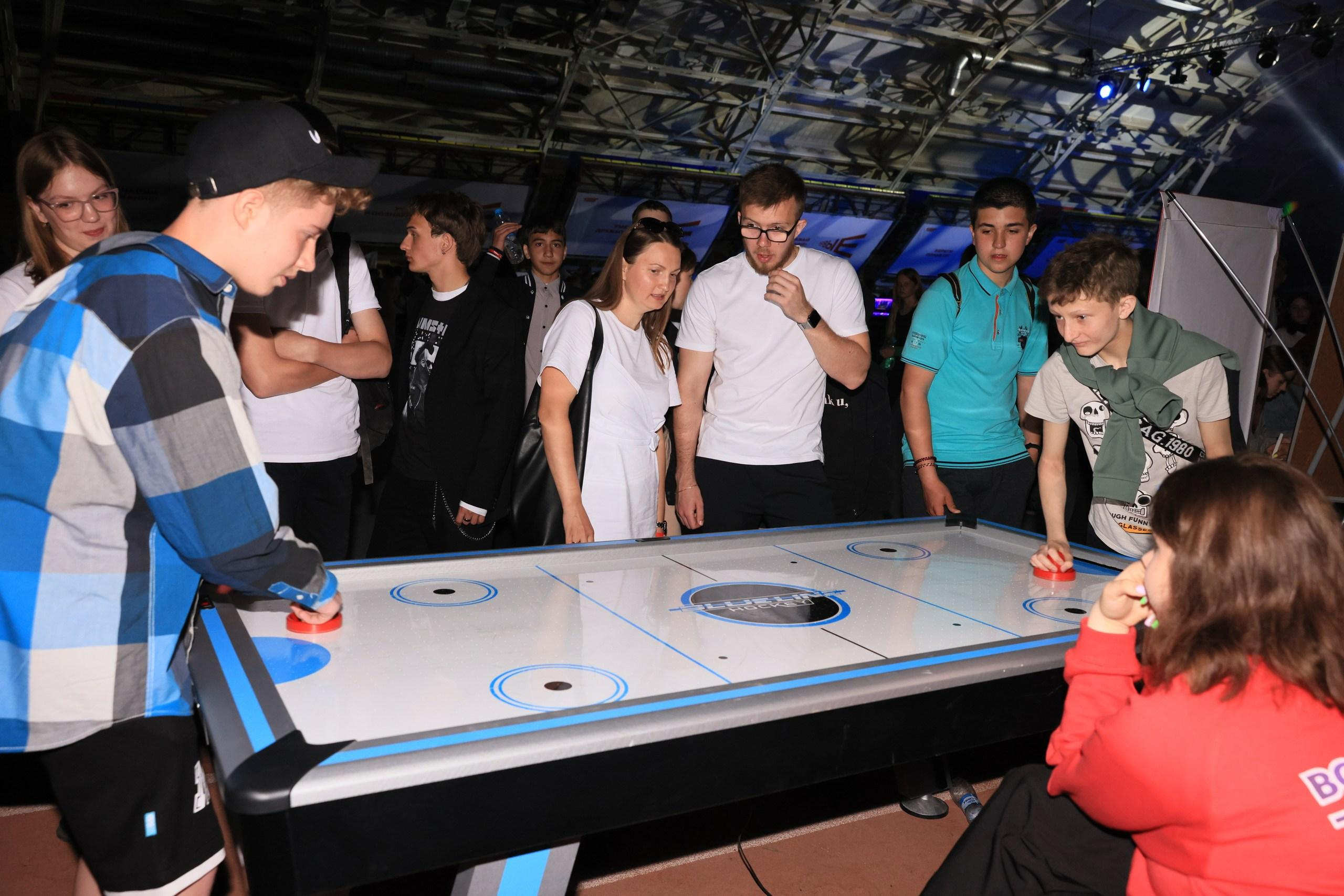 Репортаж с фестиваля «В ДВИЖЕНИИ». Концерт группы «Пицца». Фотограф в Туле Крупский АнДРей. Фотостудия «КАДР71» в Туле