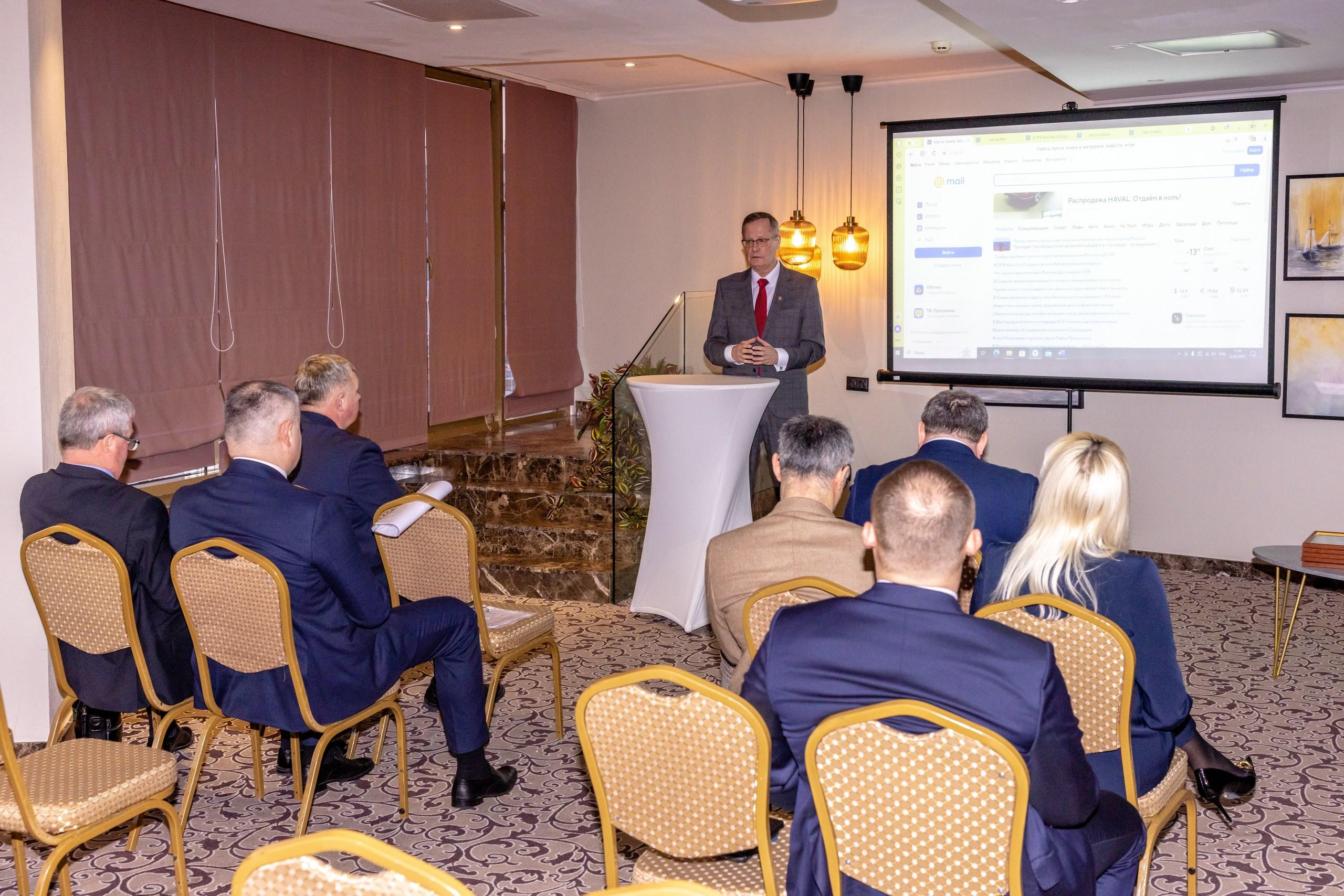 Репортаж презентация НКО «МИЛЛЕНИУМ» для главы города Тула. Фотограф в Туле Крупский АнДРей. Фотостудия «КАДР71» в Туле