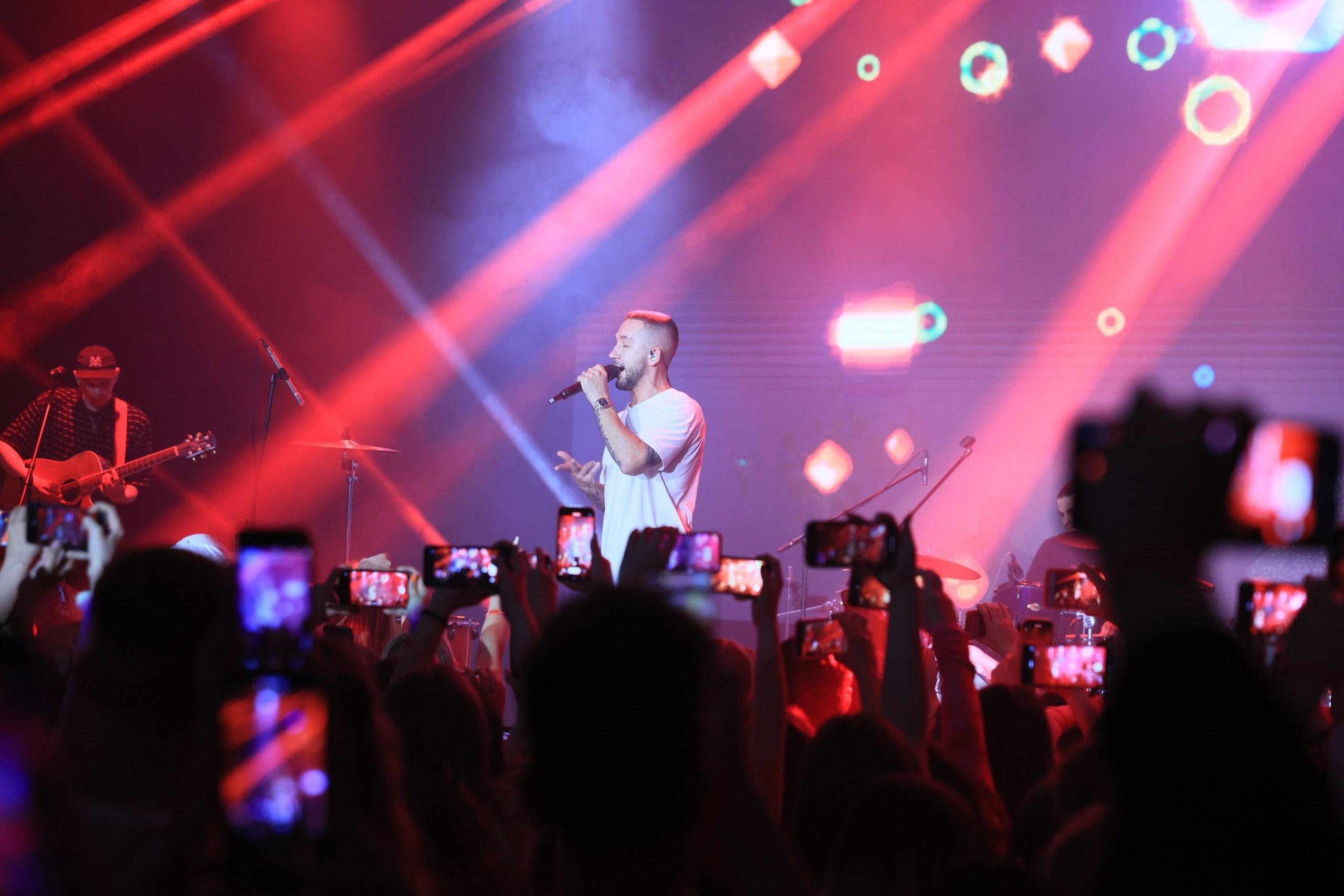 Репортаж с фестиваля «В ДВИЖЕНИИ». Концерт группы «Пицца». Фотограф в Туле Крупский АнДРей. Фотостудия «КАДР71» в Туле