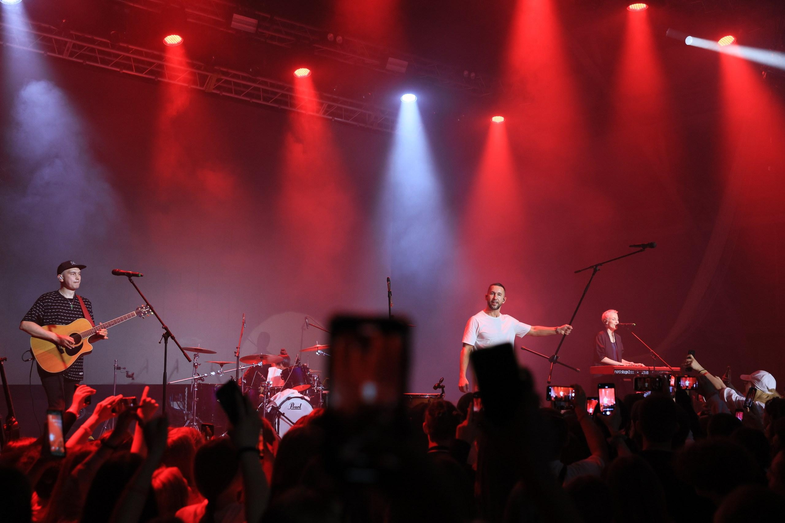 Репортаж с фестиваля «В ДВИЖЕНИИ». Концерт группы «Пицца». Фотограф в Туле Крупский АнДРей. Фотостудия «КАДР71» в Туле