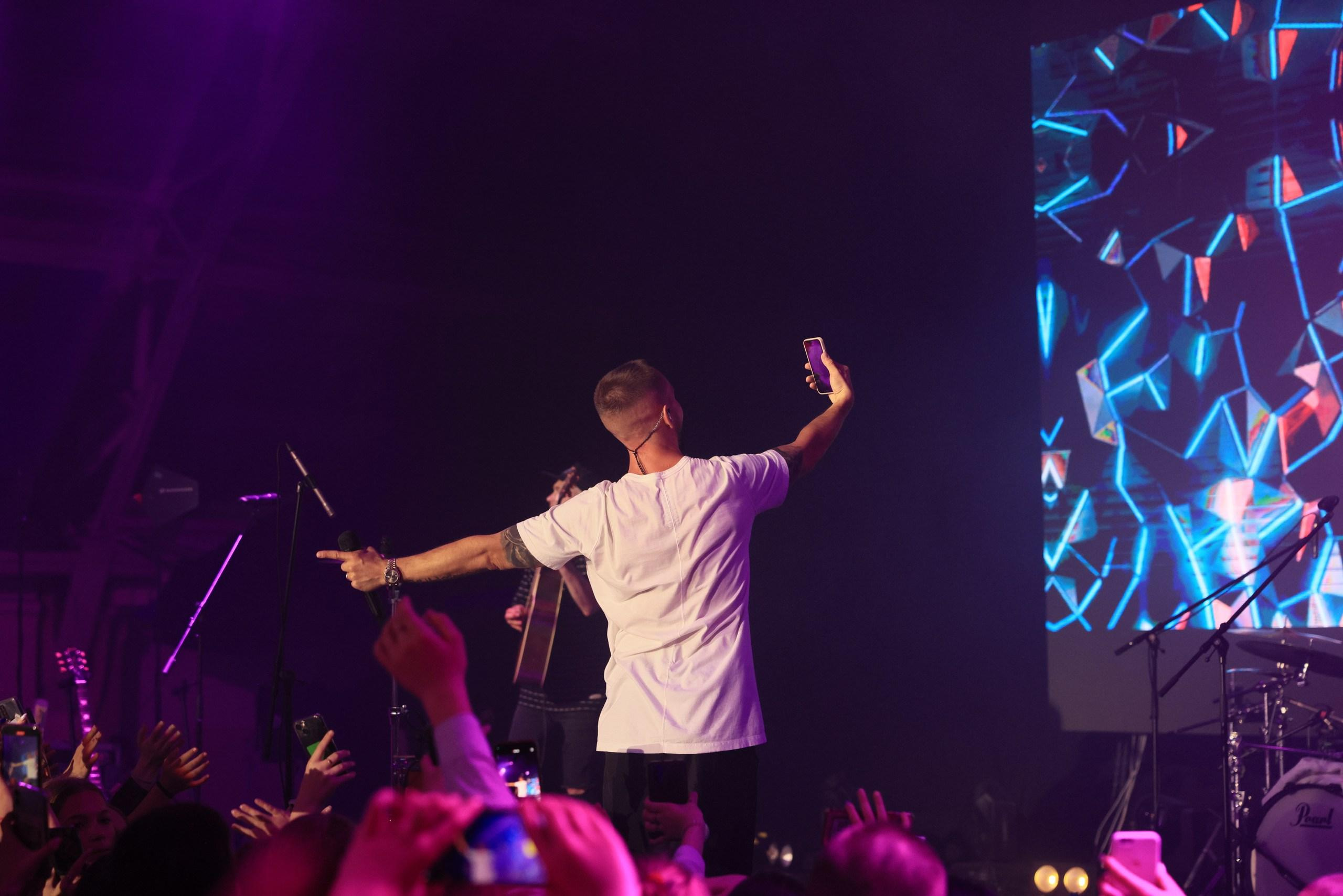 Репортаж с фестиваля «В ДВИЖЕНИИ». Концерт группы «Пицца». Фотограф в Туле Крупский АнДРей. Фотостудия «КАДР71» в Туле