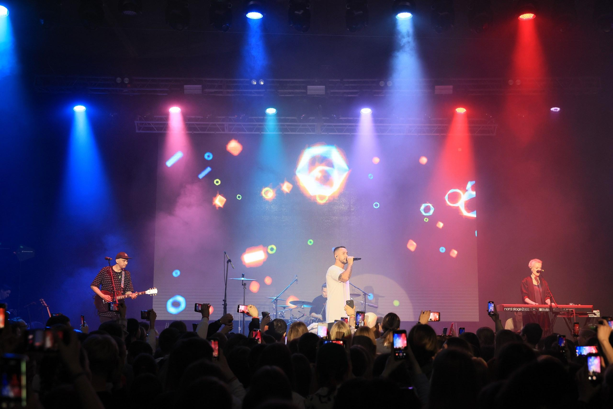 Репортаж с фестиваля «В ДВИЖЕНИИ». Концерт группы «Пицца». Фотограф в Туле Крупский АнДРей. Фотостудия «КАДР71» в Туле