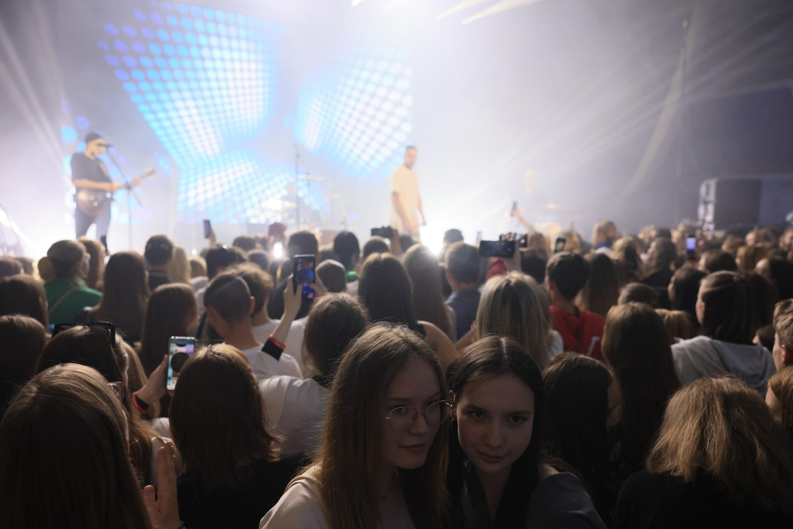 Репортаж с фестиваля «В ДВИЖЕНИИ». Концерт группы «Пицца». Фотограф в Туле Крупский АнДРей. Фотостудия «КАДР71» в Туле