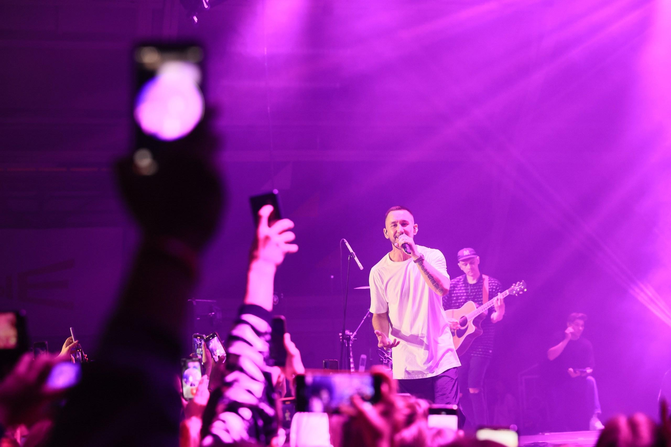 Репортаж с фестиваля «В ДВИЖЕНИИ». Концерт группы «Пицца». Фотограф в Туле Крупский АнДРей. Фотостудия «КАДР71» в Туле