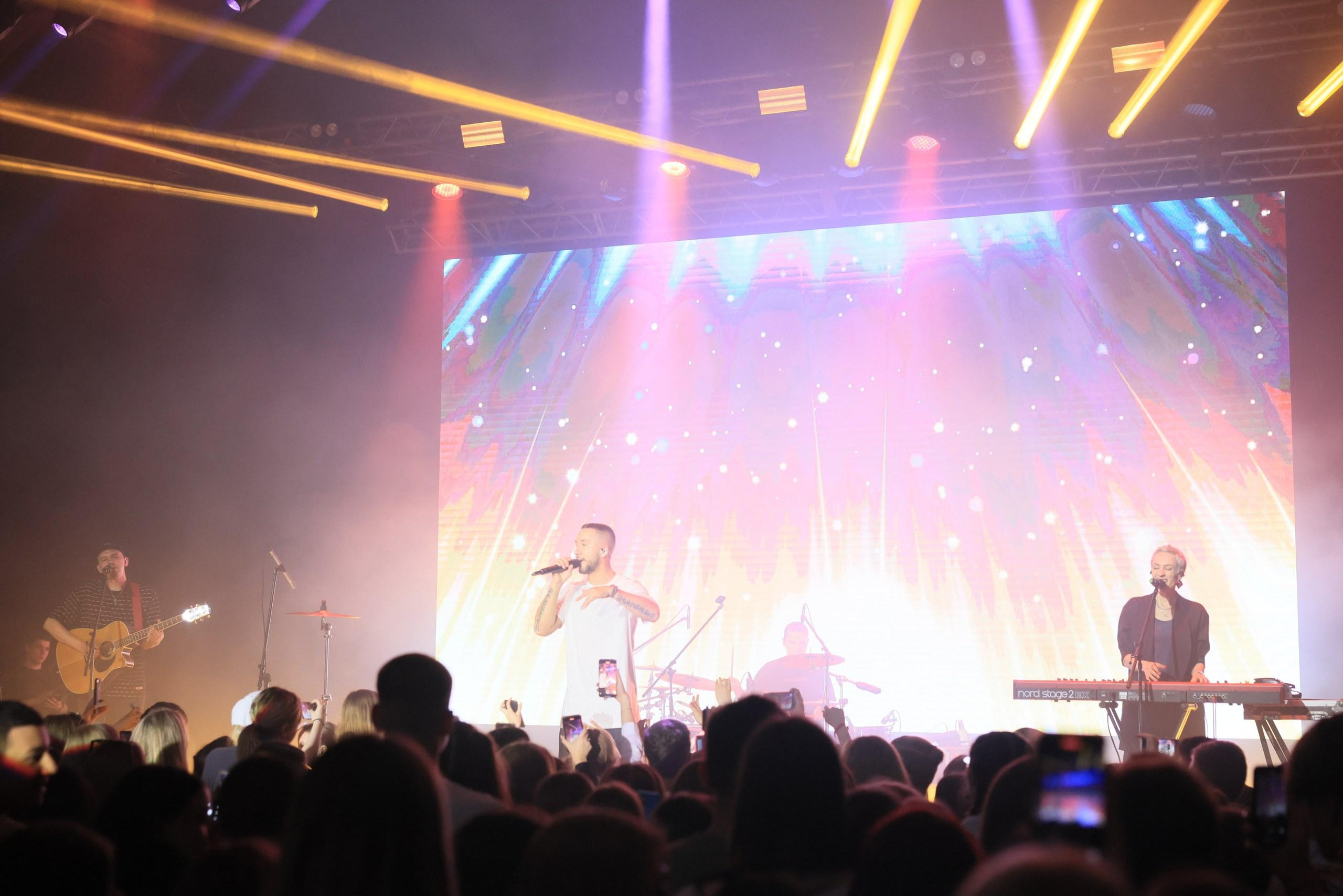 Репортаж с фестиваля «В ДВИЖЕНИИ». Концерт группы «Пицца». Фотограф в Туле Крупский АнДРей. Фотостудия «КАДР71» в Туле