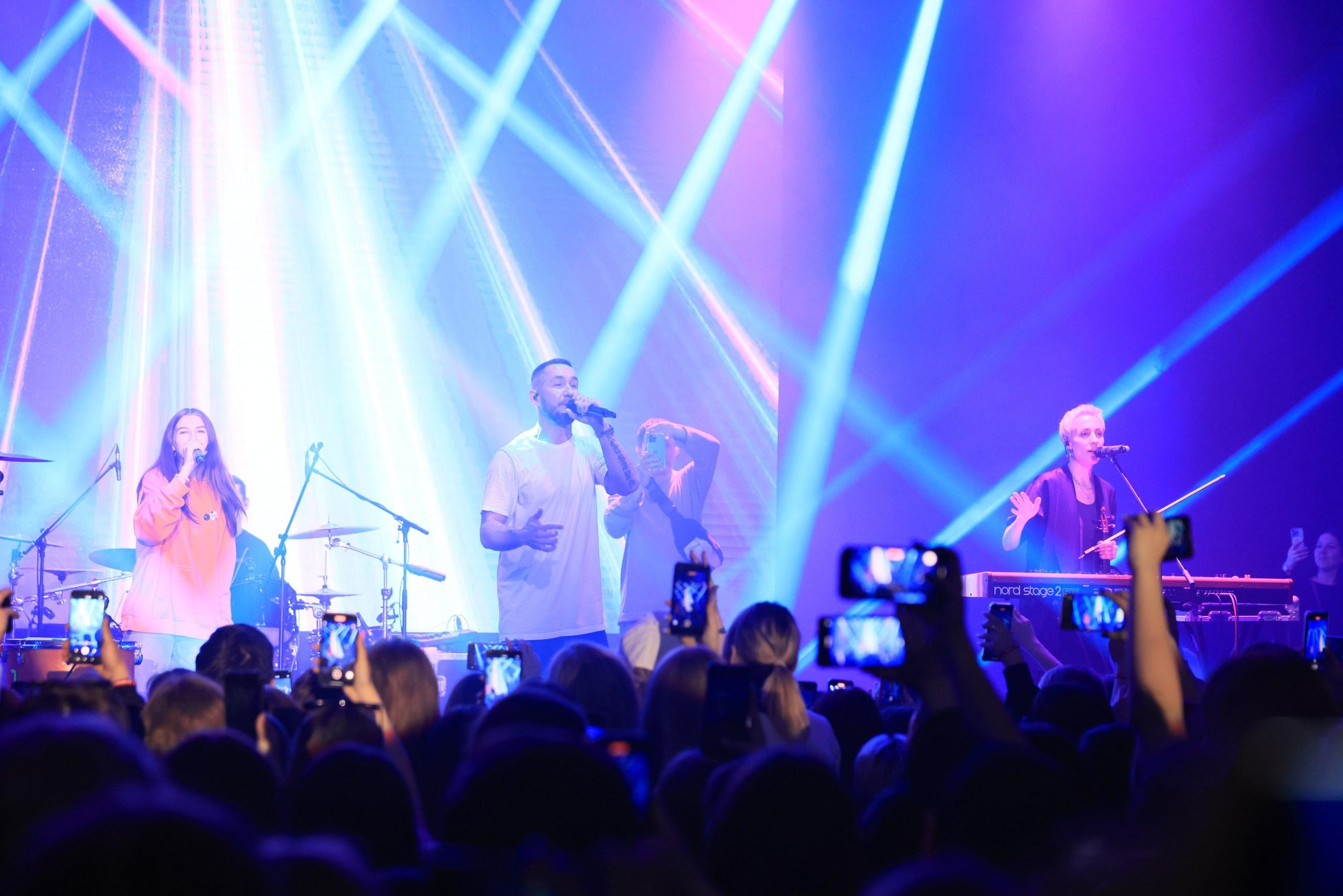 Репортаж с фестиваля «В ДВИЖЕНИИ». Концерт группы «Пицца». Фотограф в Туле Крупский АнДРей. Фотостудия «КАДР71» в Туле