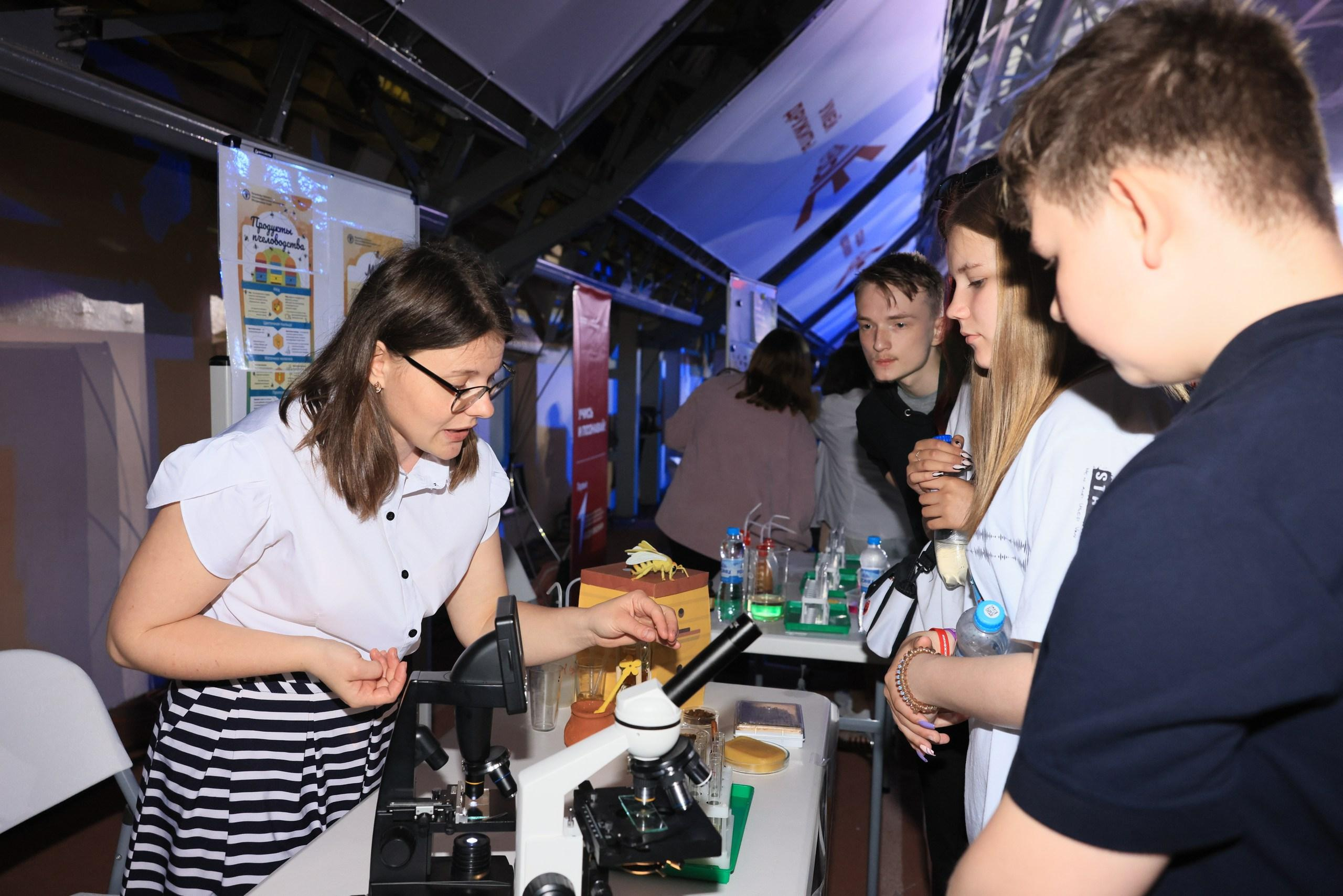 Репортаж с фестиваля «В ДВИЖЕНИИ». Концерт группы «Пицца». Фотограф в Туле Крупский АнДРей. Фотостудия «КАДР71» в Туле