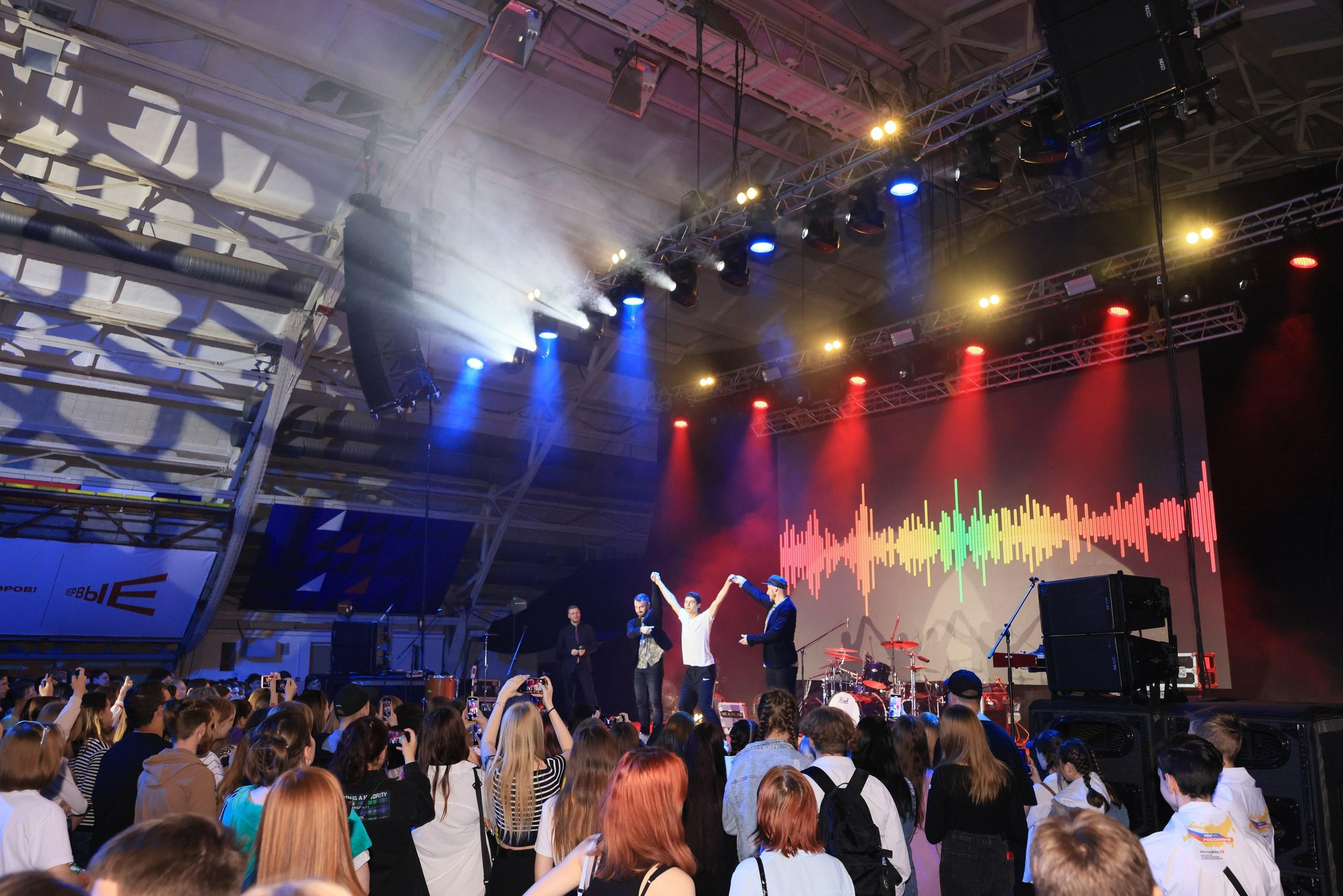 Репортаж с фестиваля «В ДВИЖЕНИИ». Концерт группы «Пицца». Фотограф в Туле Крупский АнДРей. Фотостудия «КАДР71» в Туле