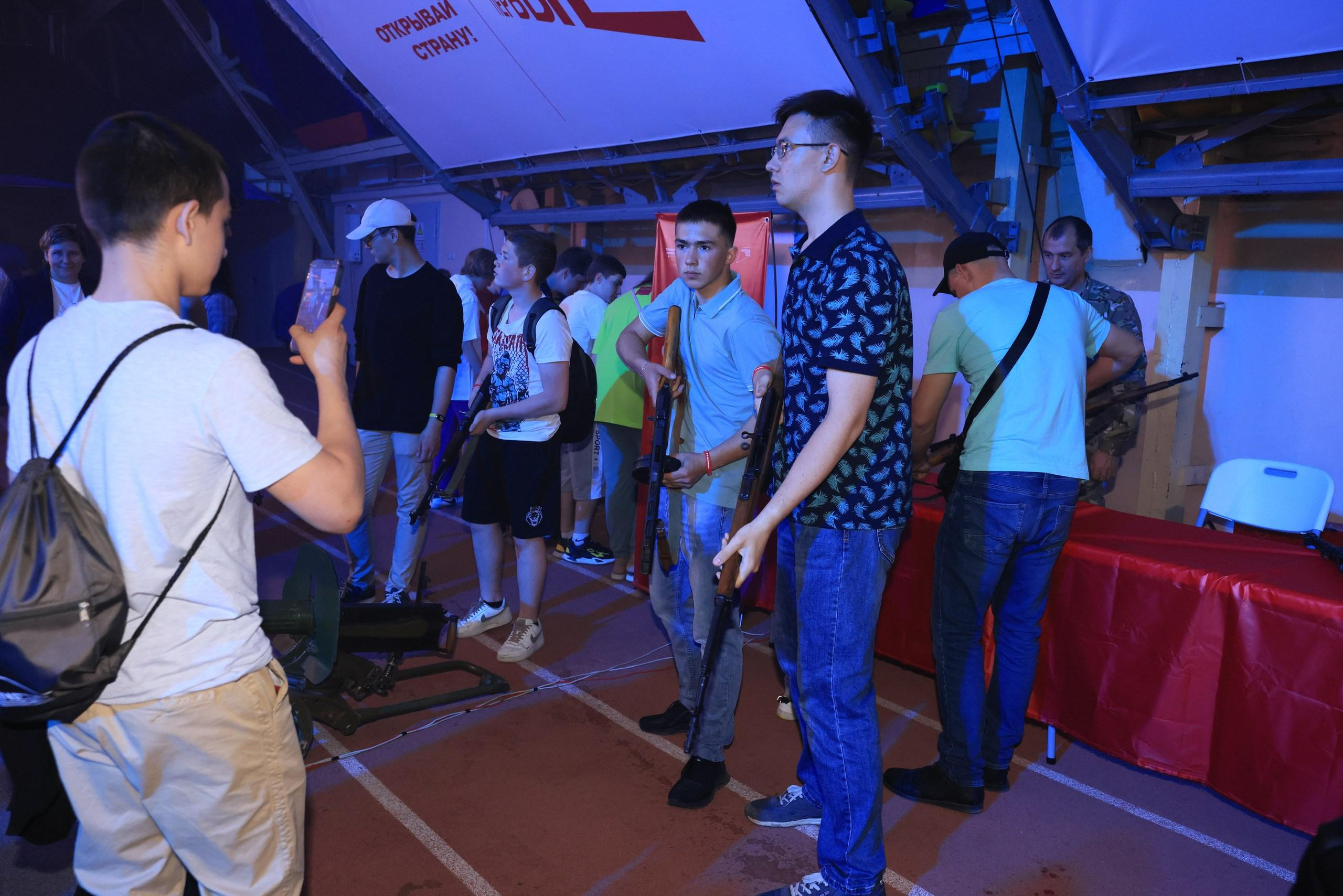 Репортаж с фестиваля «В ДВИЖЕНИИ». Концерт группы «Пицца». Фотограф в Туле Крупский АнДРей. Фотостудия «КАДР71» в Туле