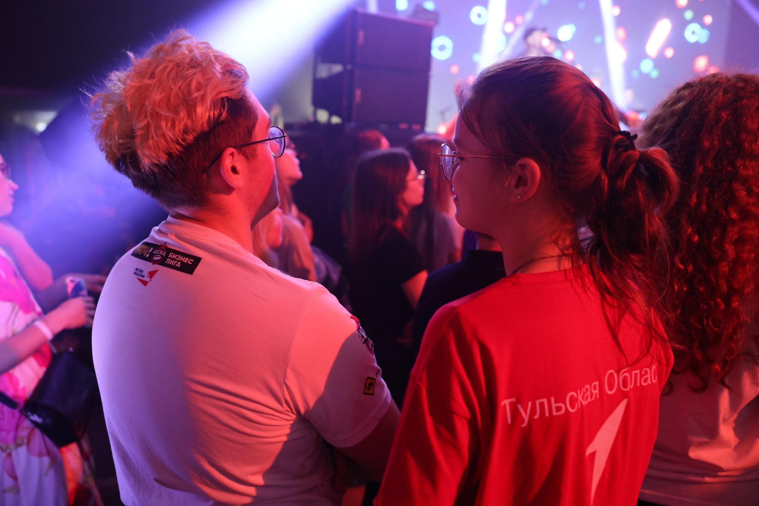 Репортаж с фестиваля «В ДВИЖЕНИИ». Концерт группы «Пицца». Фотограф в Туле Крупский АнДРей. Фотостудия «КАДР71» в Туле