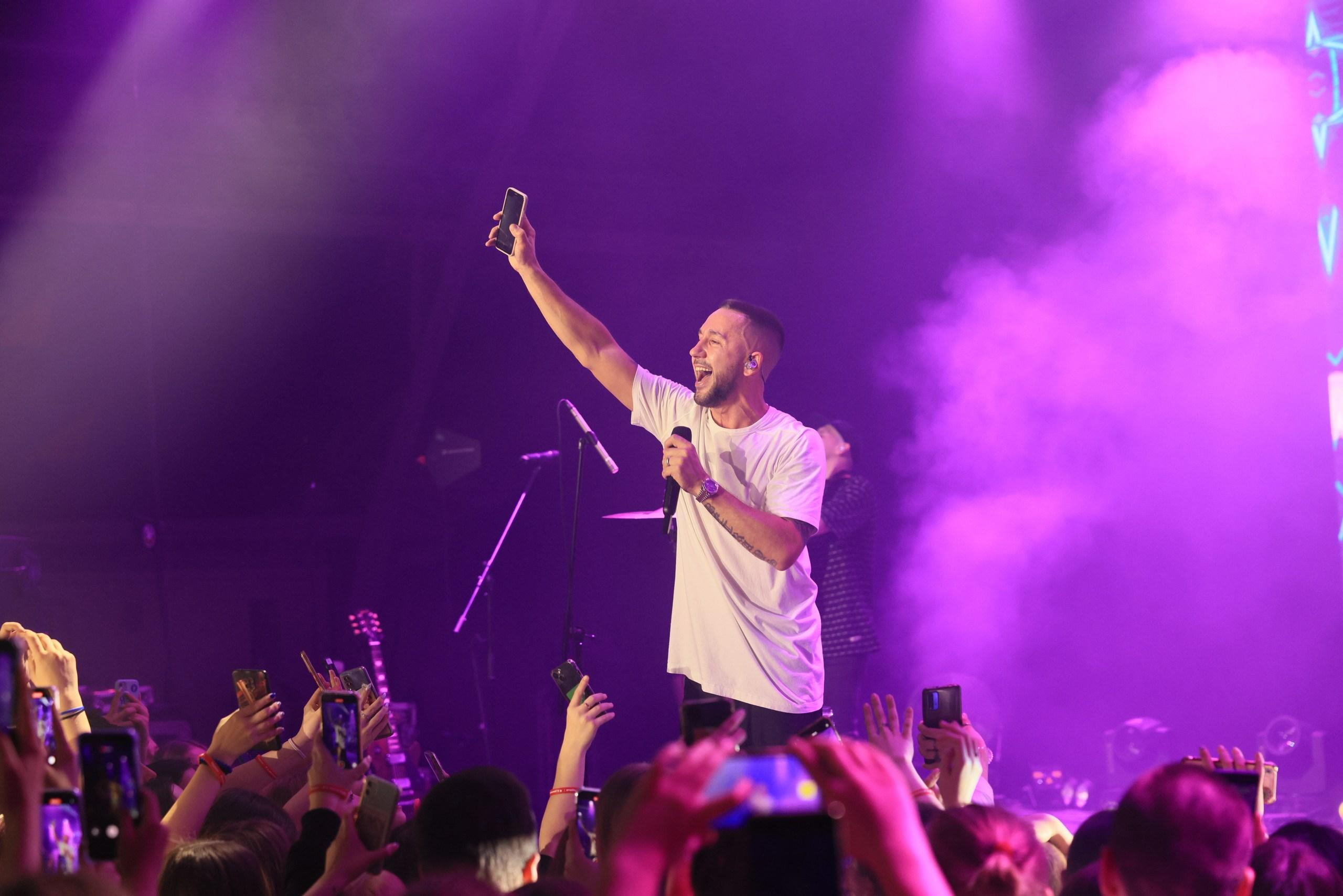 Репортаж с фестиваля «В ДВИЖЕНИИ». Концерт группы «Пицца». Фотограф в Туле Крупский АнДРей. Фотостудия «КАДР71» в Туле