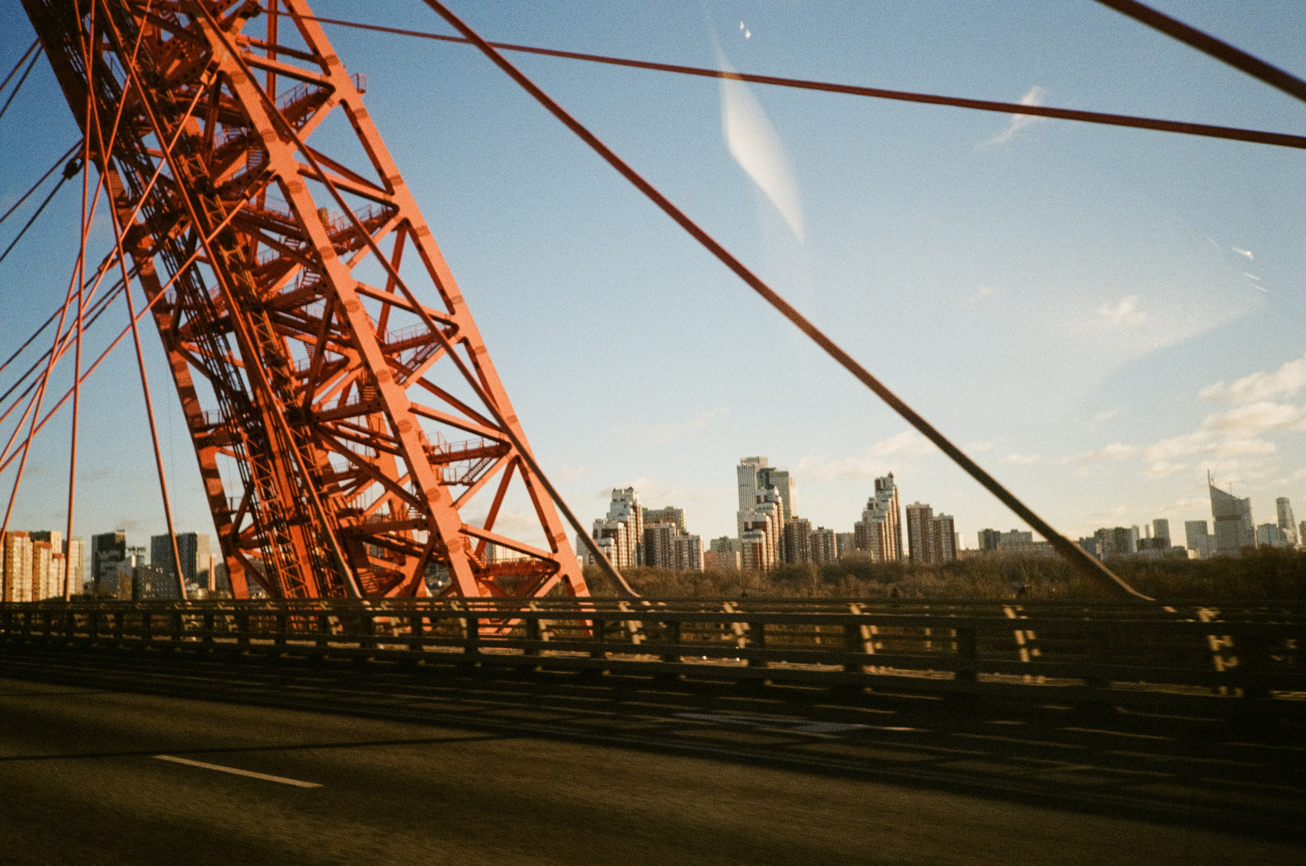 Москва Сити — 19 января 2025 года / Konica Big Mini (black) / Fujifilm C200