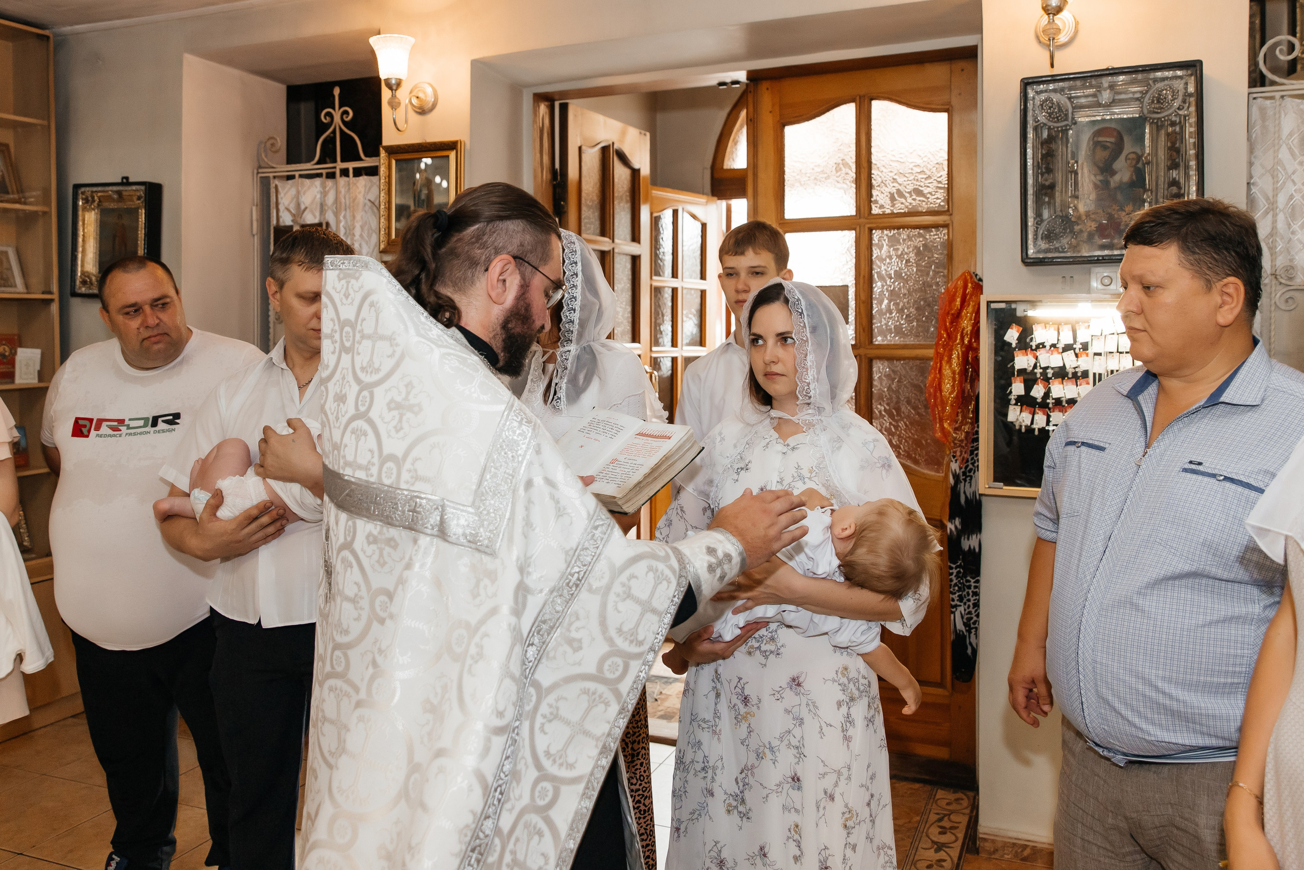 Крестины 5. Главная