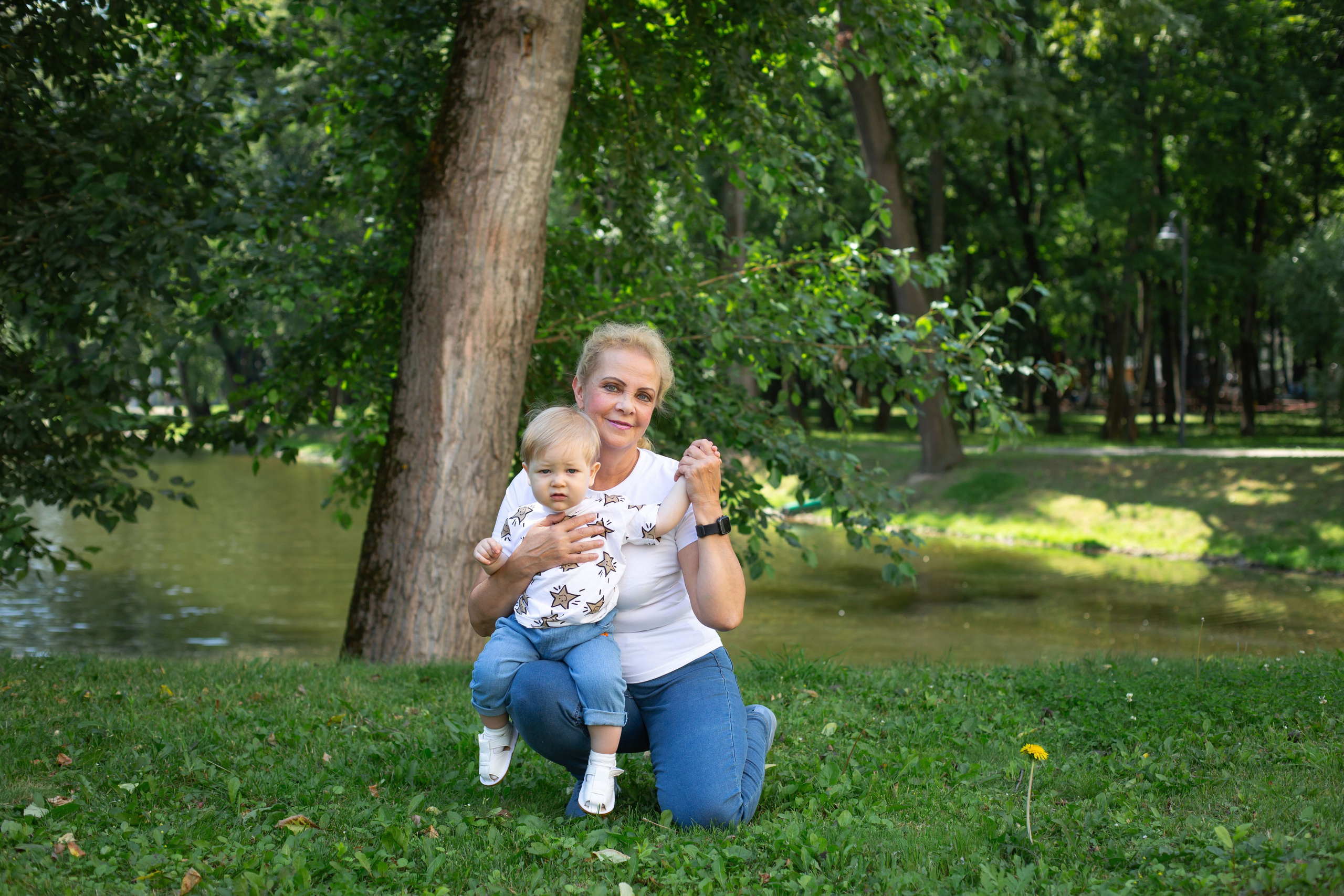 Семейная фотосессия Святослава в парке. Семейный и детский фотограф Анна Петракова
