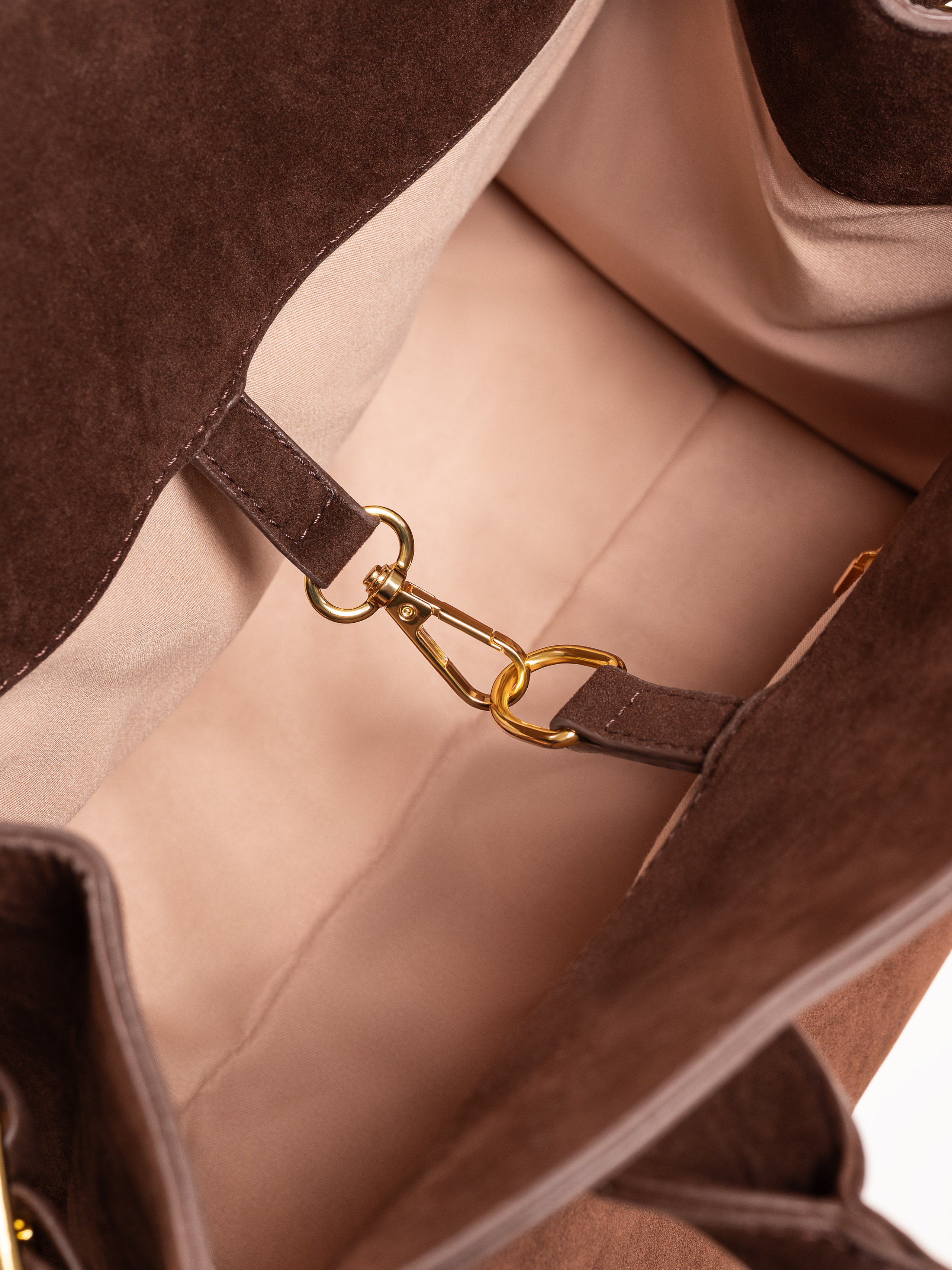 Q Сумки-тоут женские предметка серия 2. Предметный фотограф, фото для маркетплейсов Пятигорск, КМВ