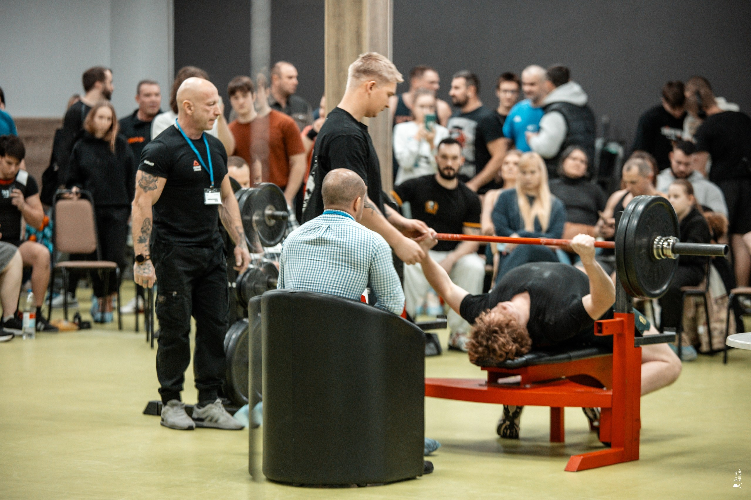 Турнир по жиму лёжа. Портретный фотограф Денис Милютин