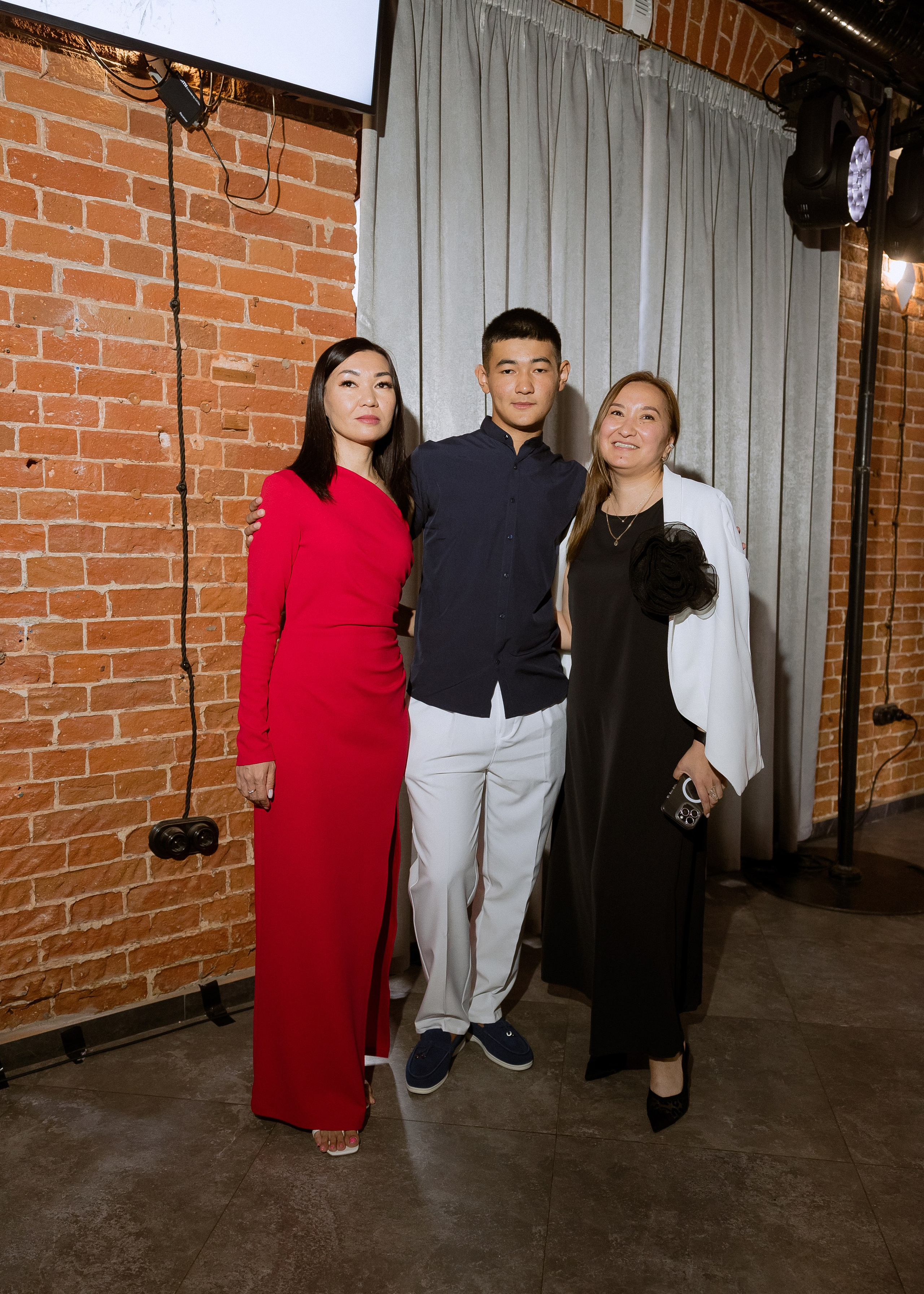 Дмитрий и Алита. Фотограф Эмиль Исякаев