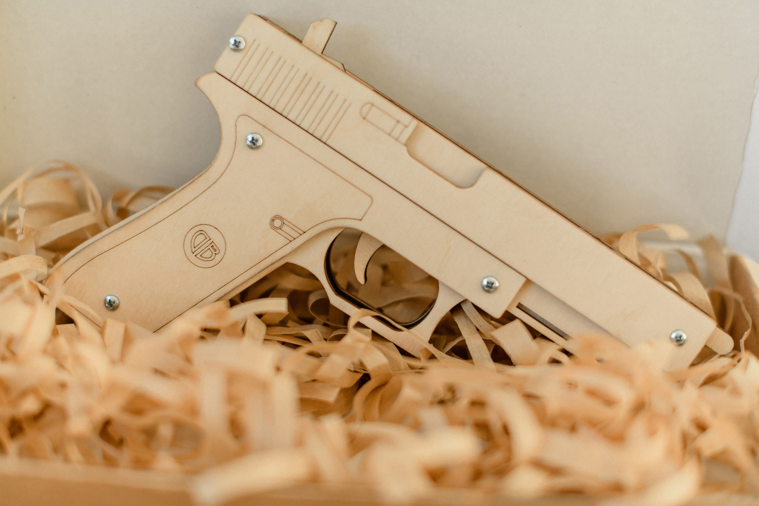 Магазин деревянных игрушек. Свадебный фотограф в Санкт-Петербурге София Шубик