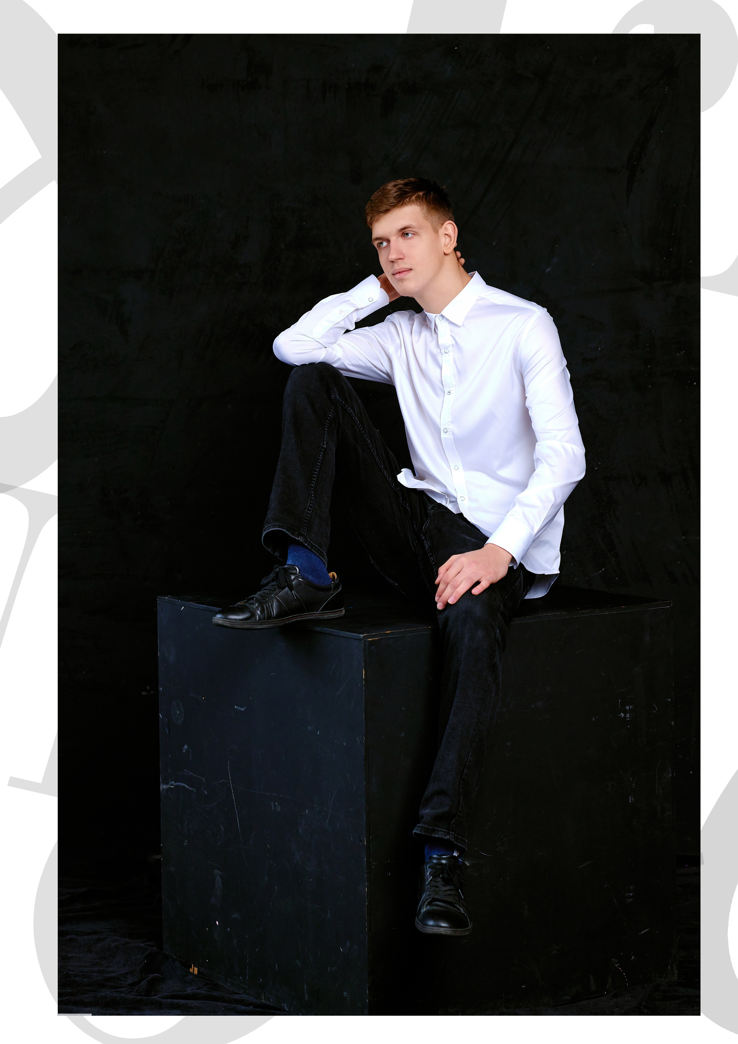 Выпускные портреты для выпускного альбома таганрог. Фотограф Выпускные альбомы Таганрог Сергей Коробченко