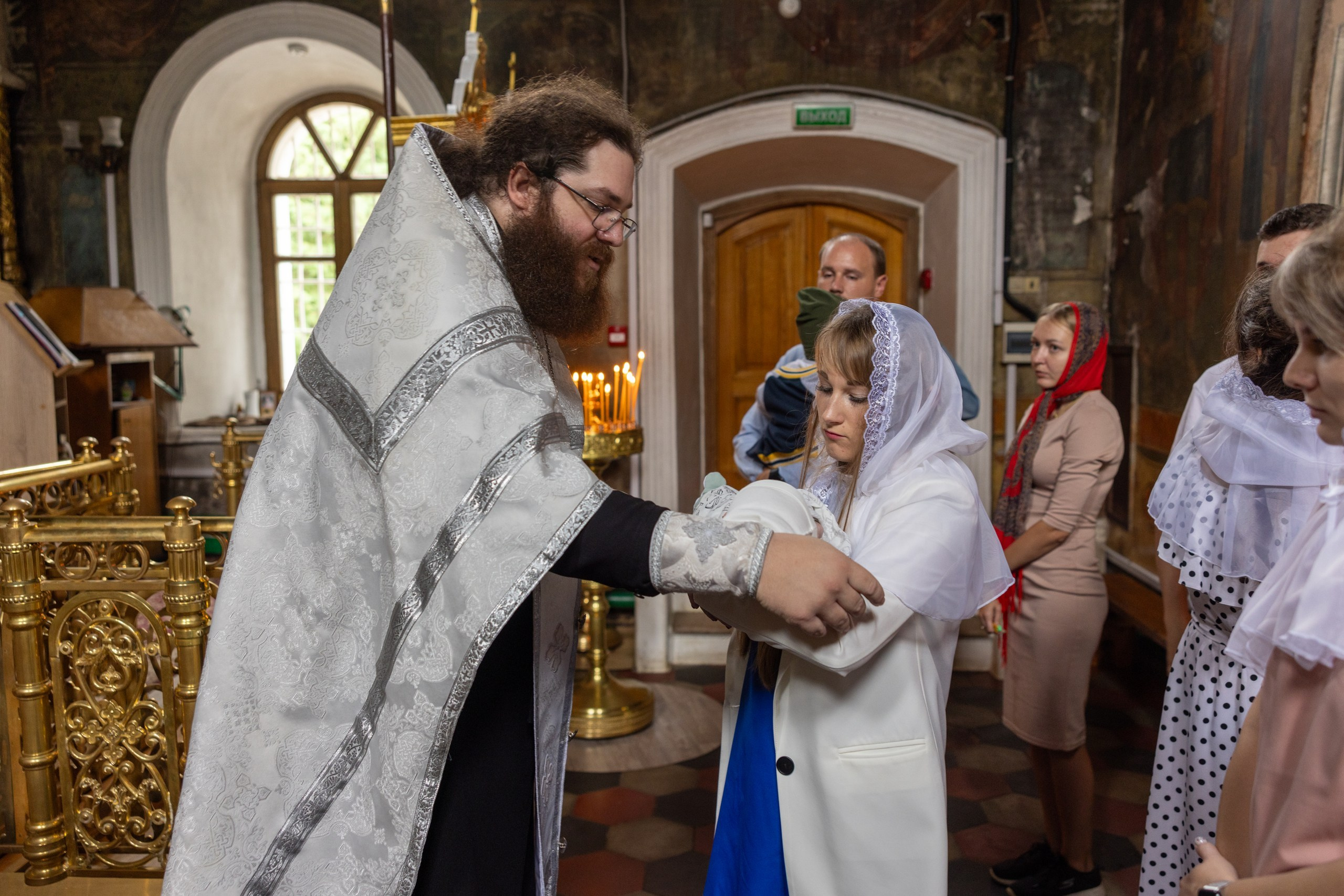 Образец репортажа крещения оригиналы, без искажений, без вспышки, светосильная оптика!. Фотограф в Туле Крупский АнДРей. Фотостудия «КАДР71» в Туле