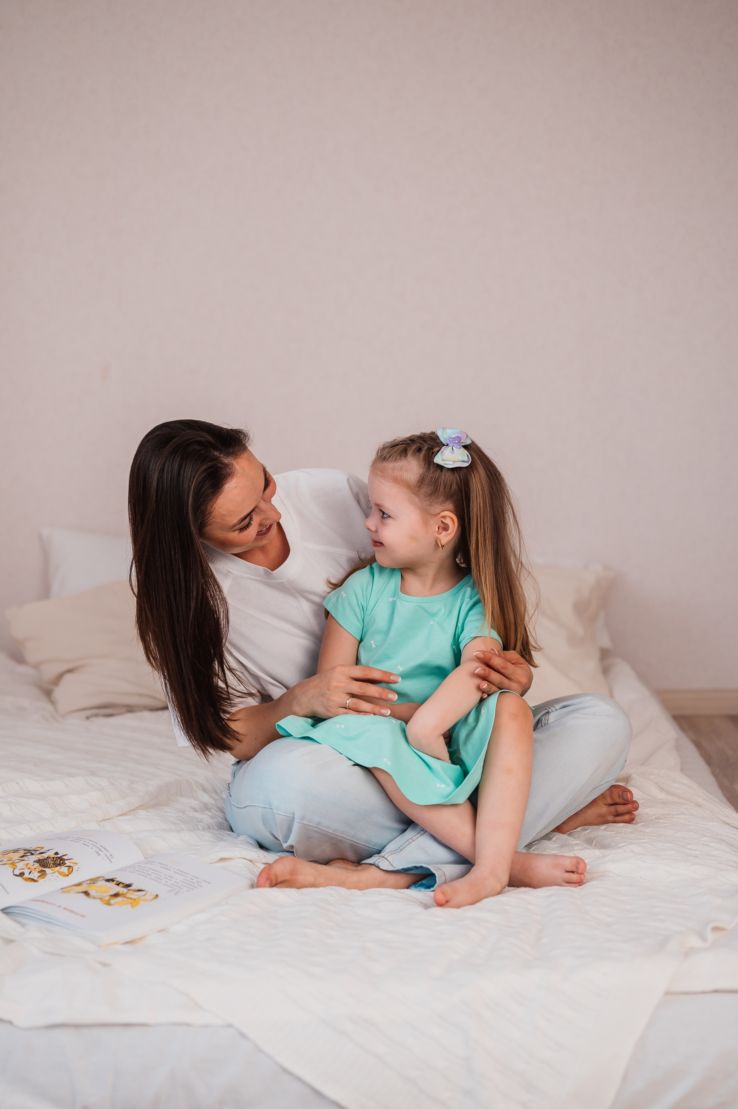 Семейные фотосессии. Детский и семейный фотограф в Красноярске. Фотосессии новорожденных малышей до 1 месяца