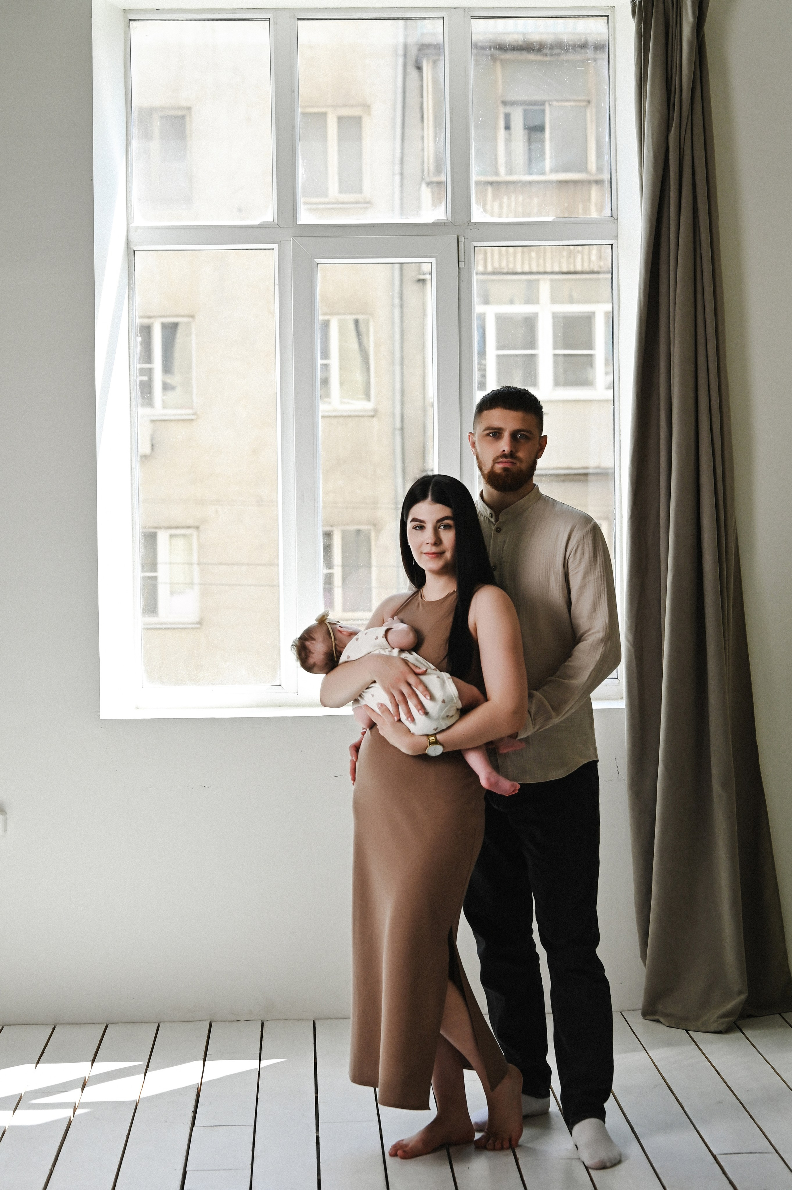 Семейная с маленькой Оливией. Фотограф Ярута Оксана / Ростов-на-Дону