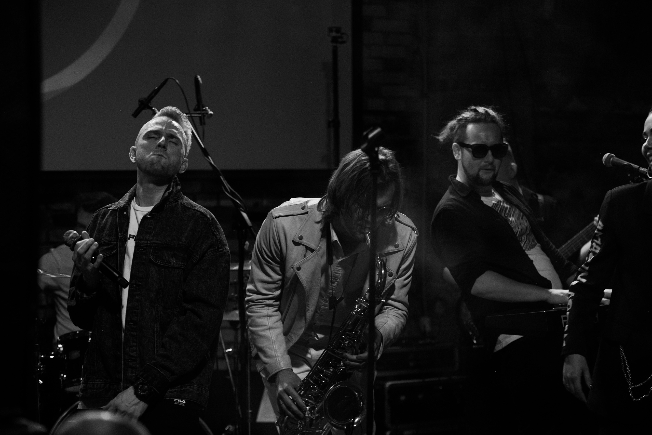 Заряд. Свадебный и семейный фотограф Максим Сорокин