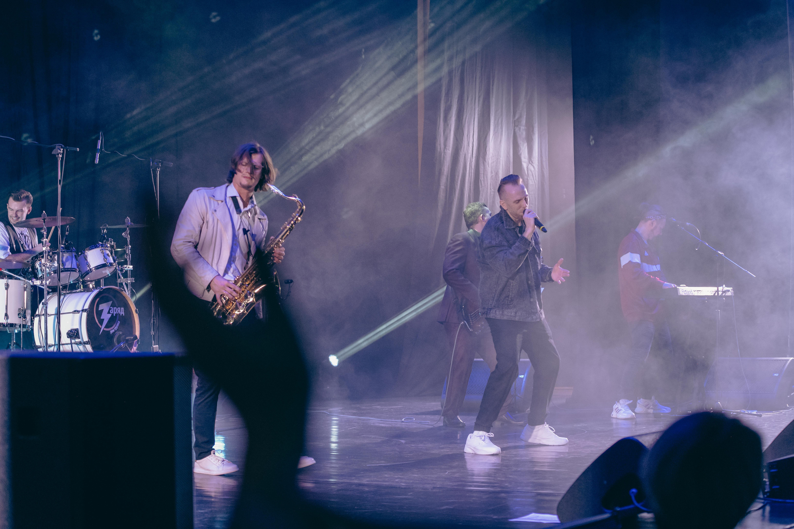 Заряд. Свадебный и семейный фотограф Максим Сорокин