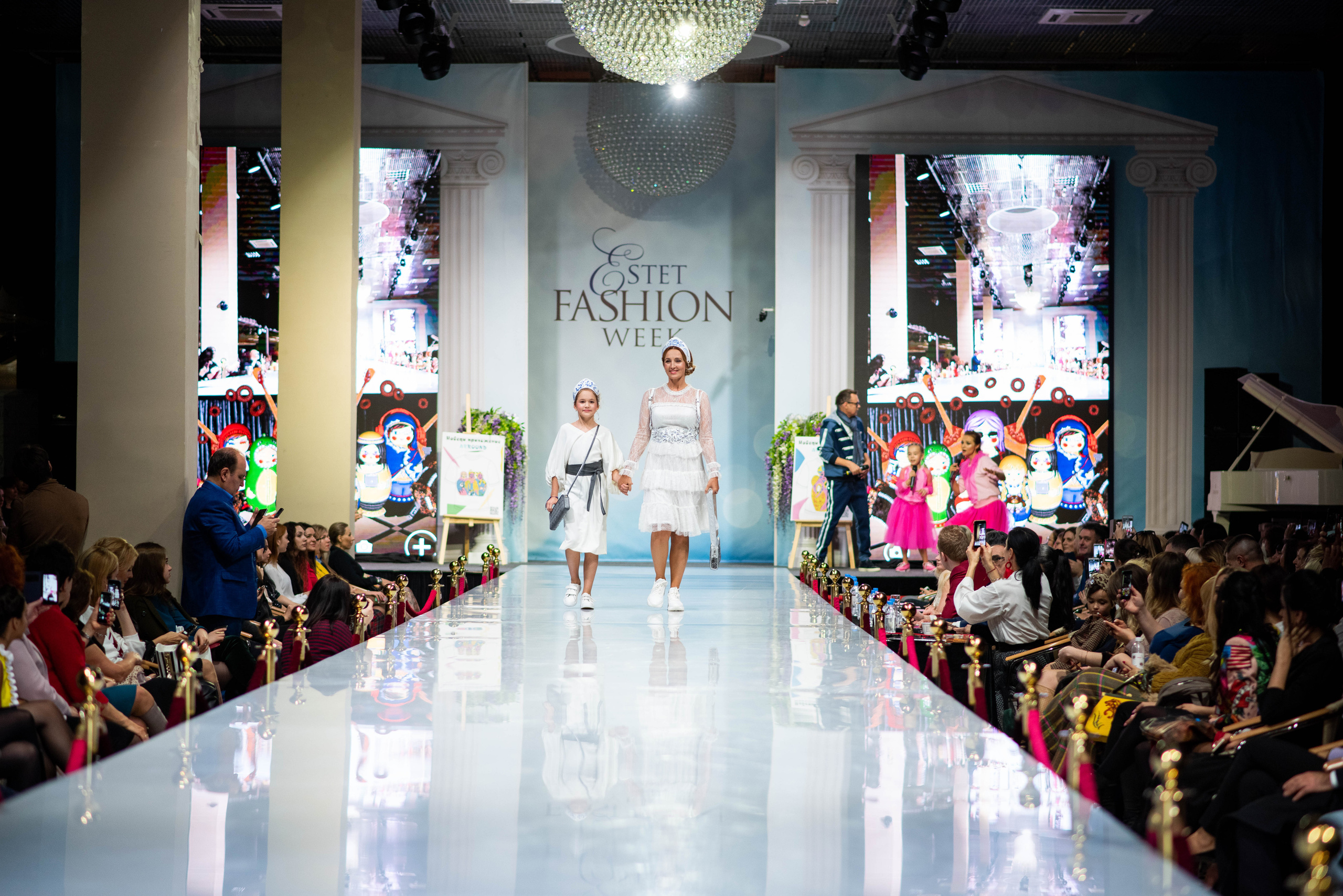 Виктория чертина EFW. Свадебный и семейный фотограф Максим Сорокин