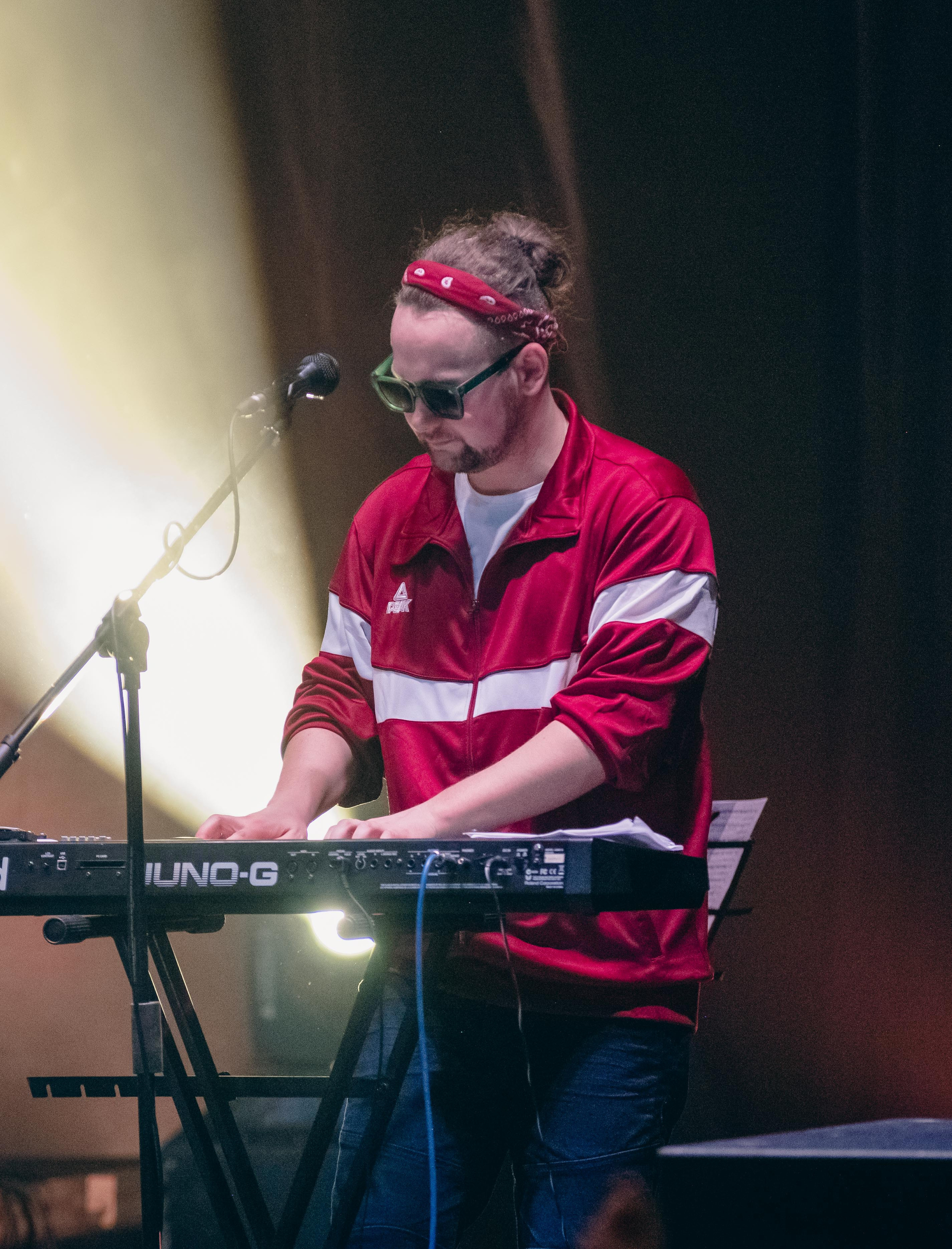 Заряд. Свадебный и семейный фотограф Максим Сорокин