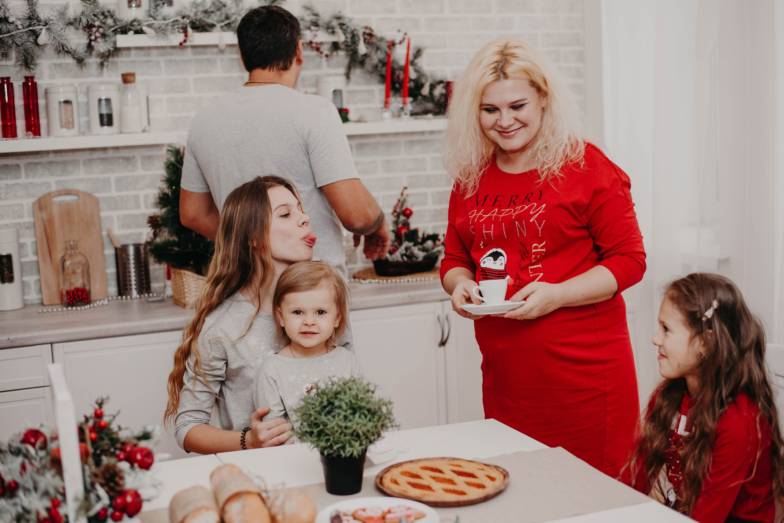 Рождественское утро с Кристиной и Игорем. Свадебный и семейный фотограф Максим Сорокин