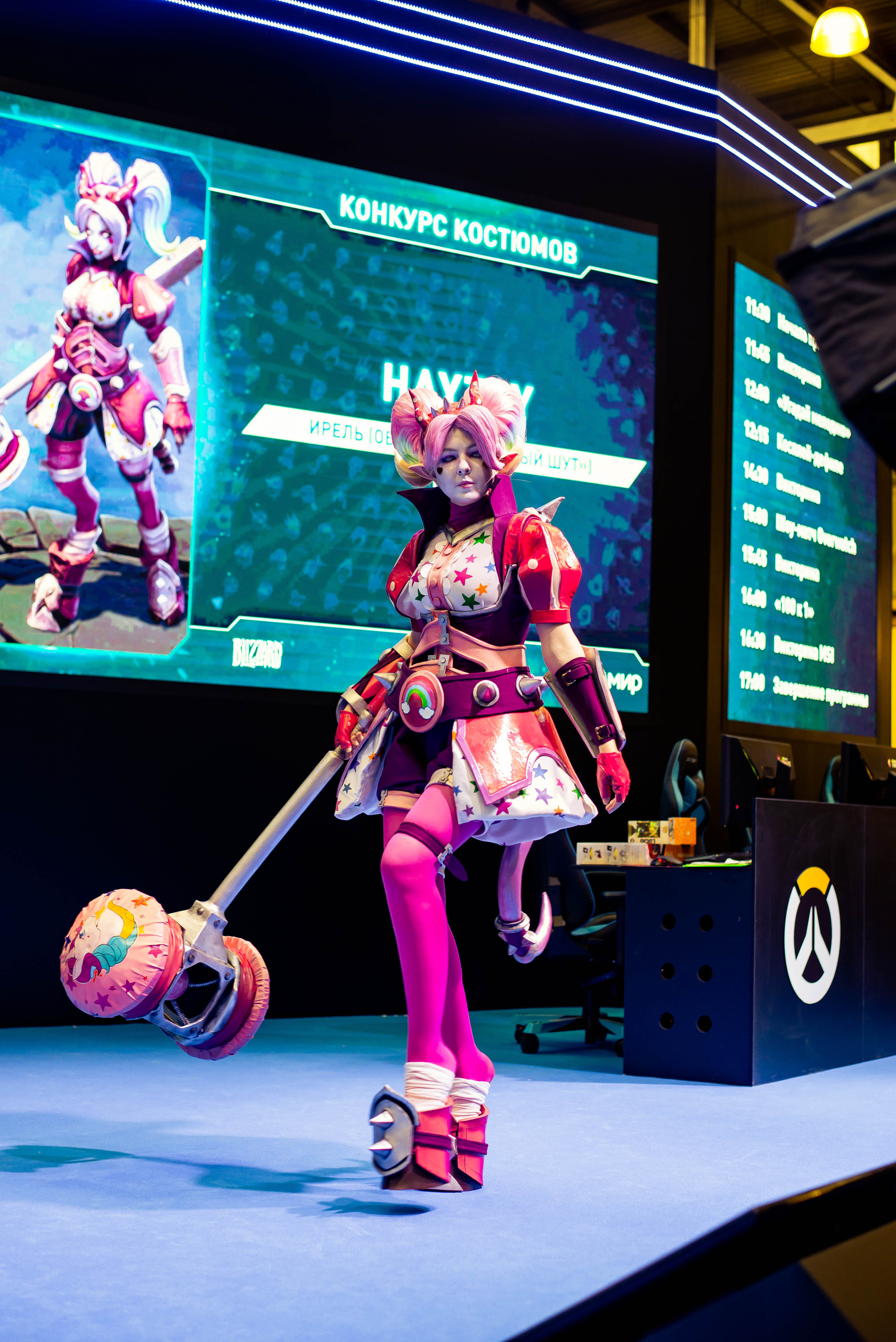 Игромир. Свадебный и семейный фотограф Максим Сорокин