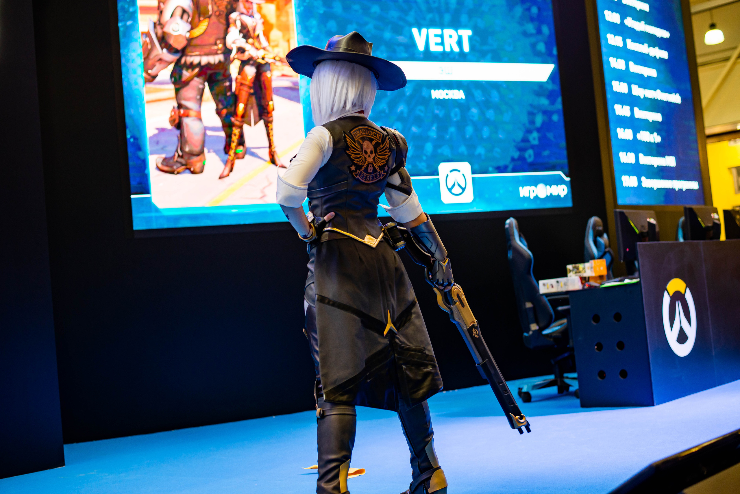 Игромир. Свадебный и семейный фотограф Максим Сорокин