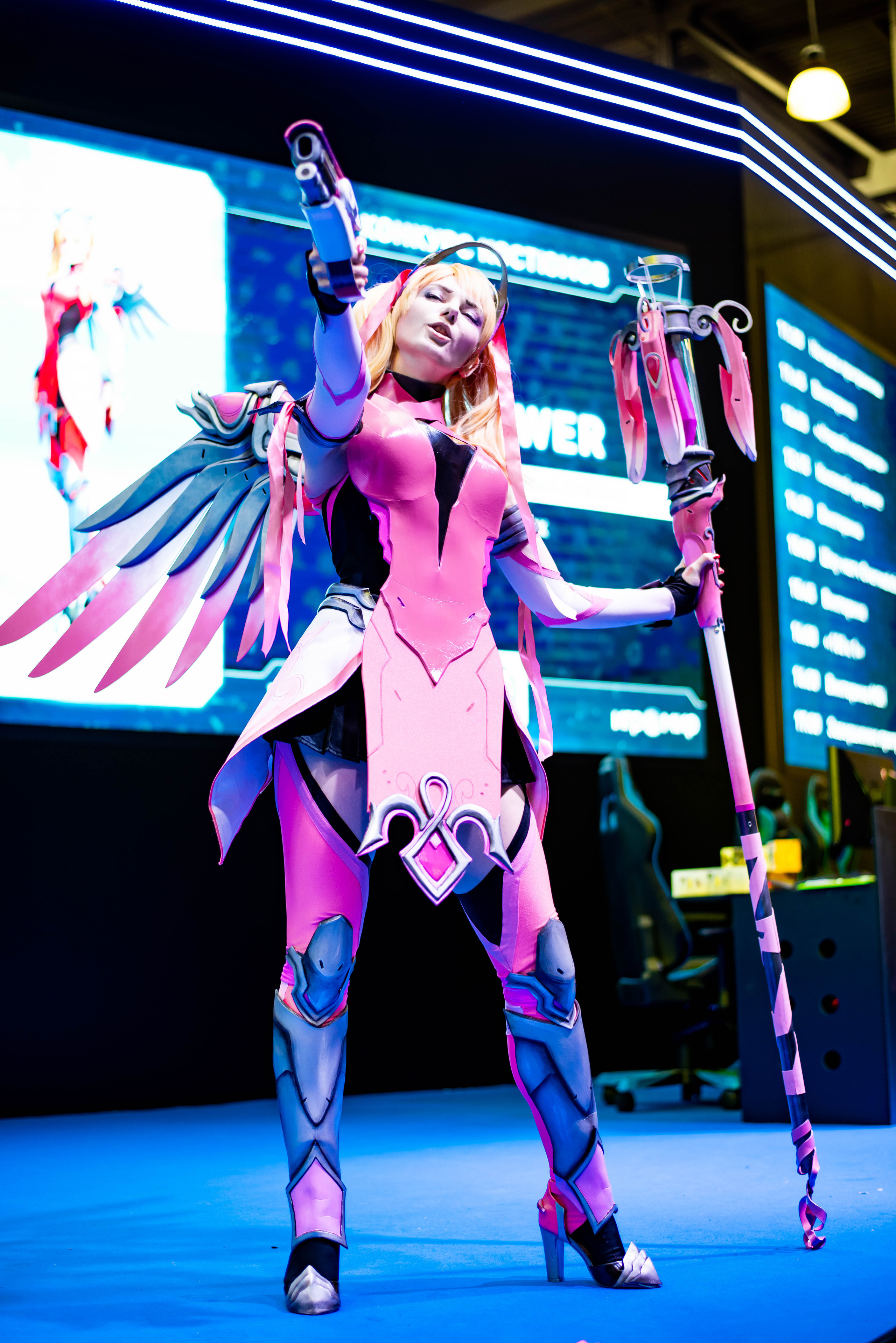 Игромир. Свадебный и семейный фотограф Максим Сорокин