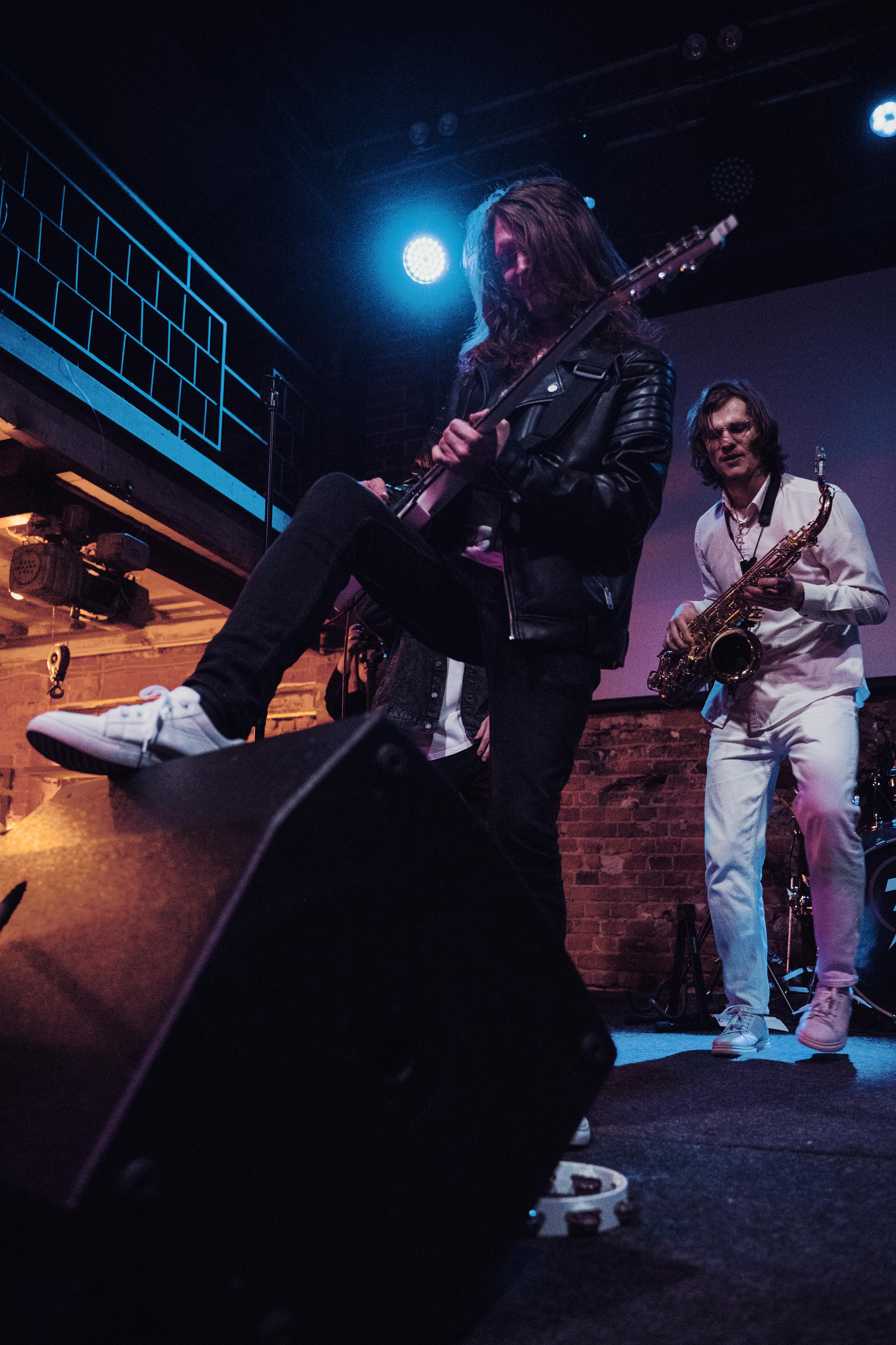 Заряд. Свадебный и семейный фотограф Максим Сорокин