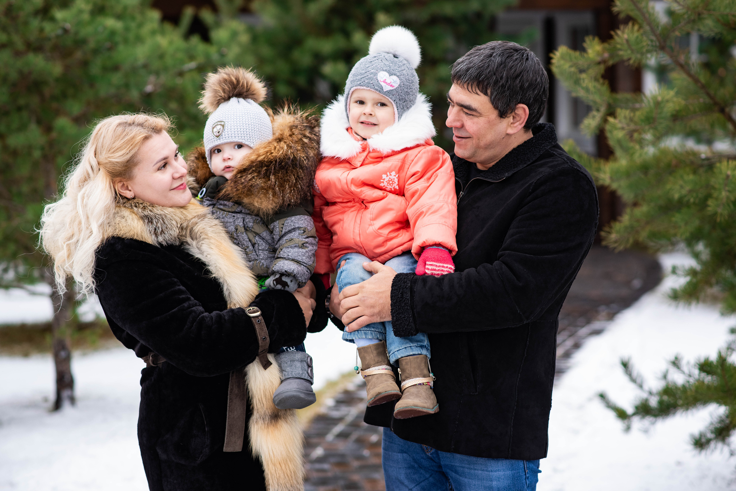 Зимняя прогулка. Свадебный и семейный фотограф Максим Сорокин