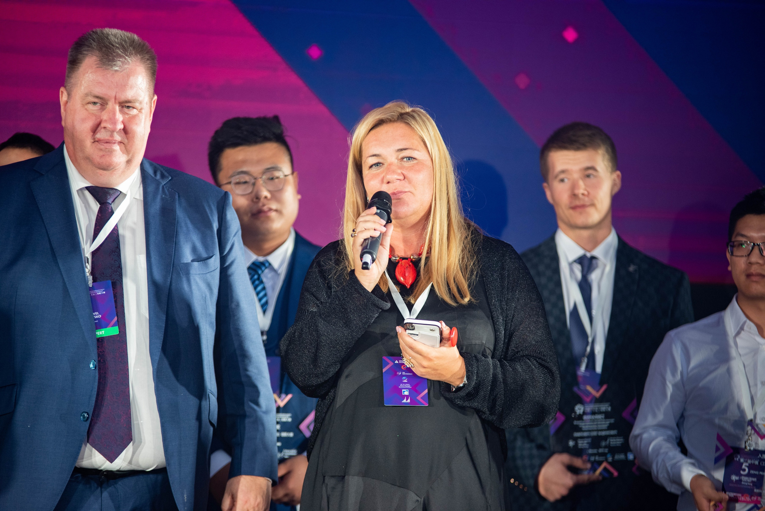 Форум Интех. Свадебный и семейный фотограф Максим Сорокин