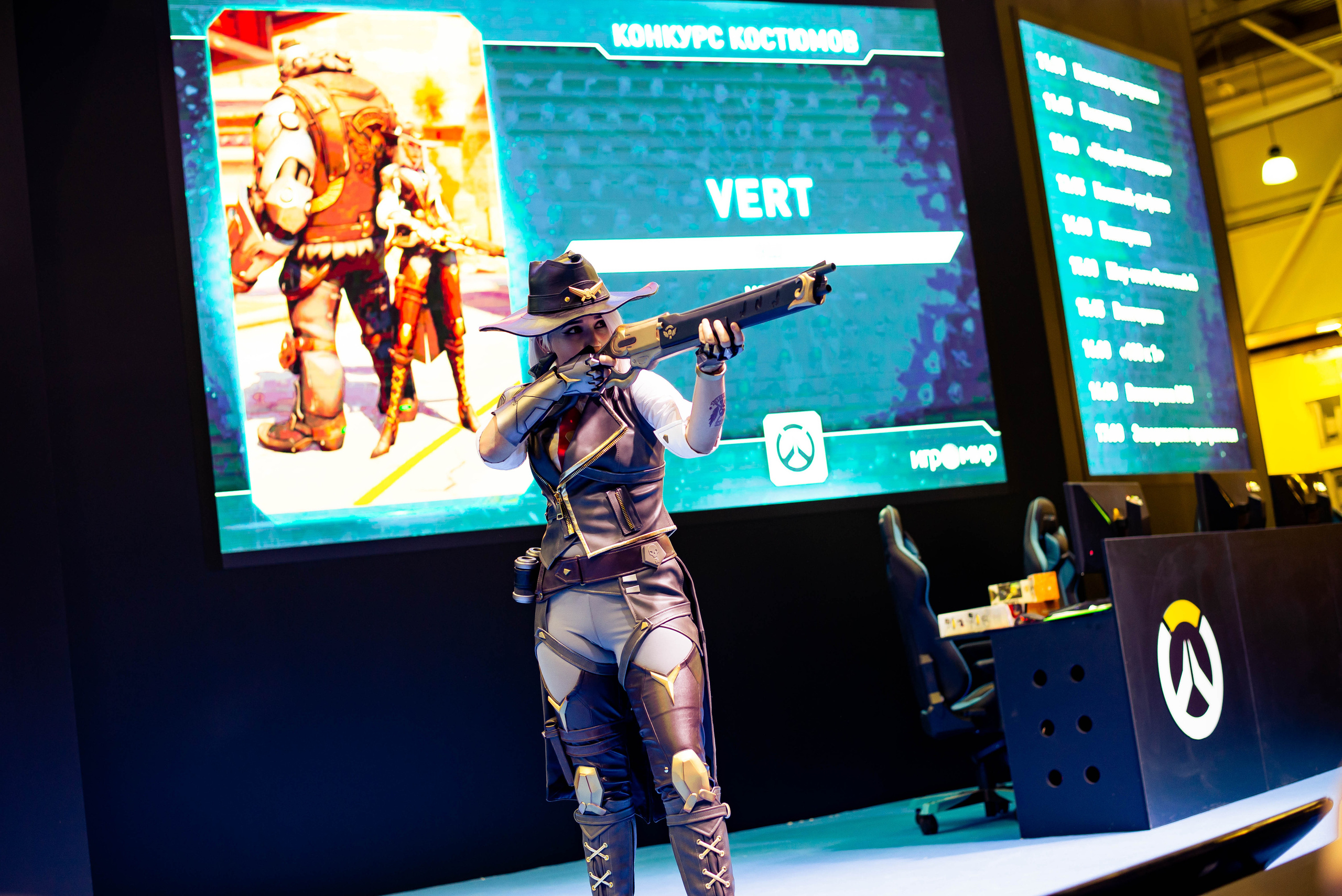 Игромир. Свадебный и семейный фотограф Максим Сорокин