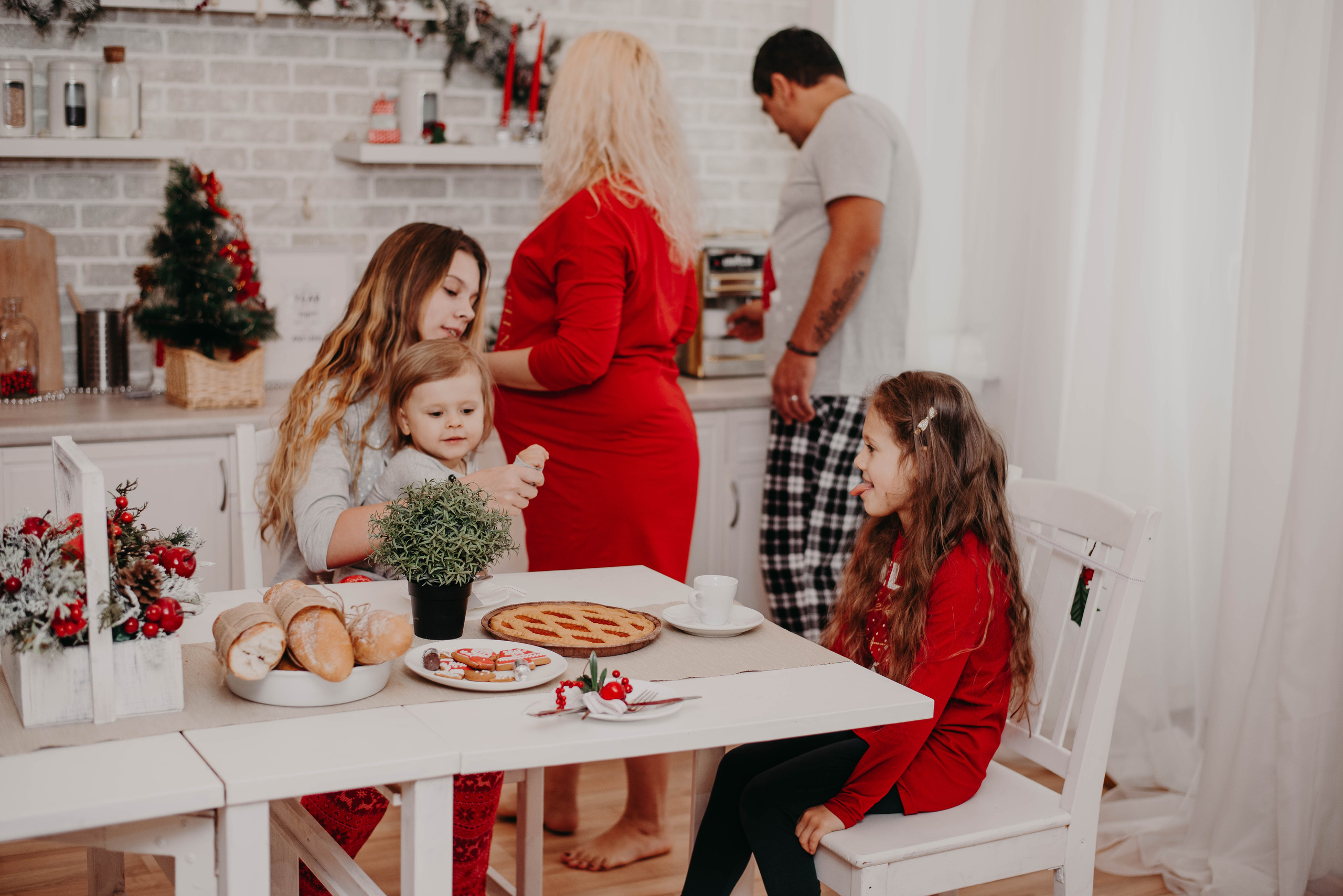 Рождественское утро с Кристиной и Игорем. Свадебный и семейный фотограф Максим Сорокин