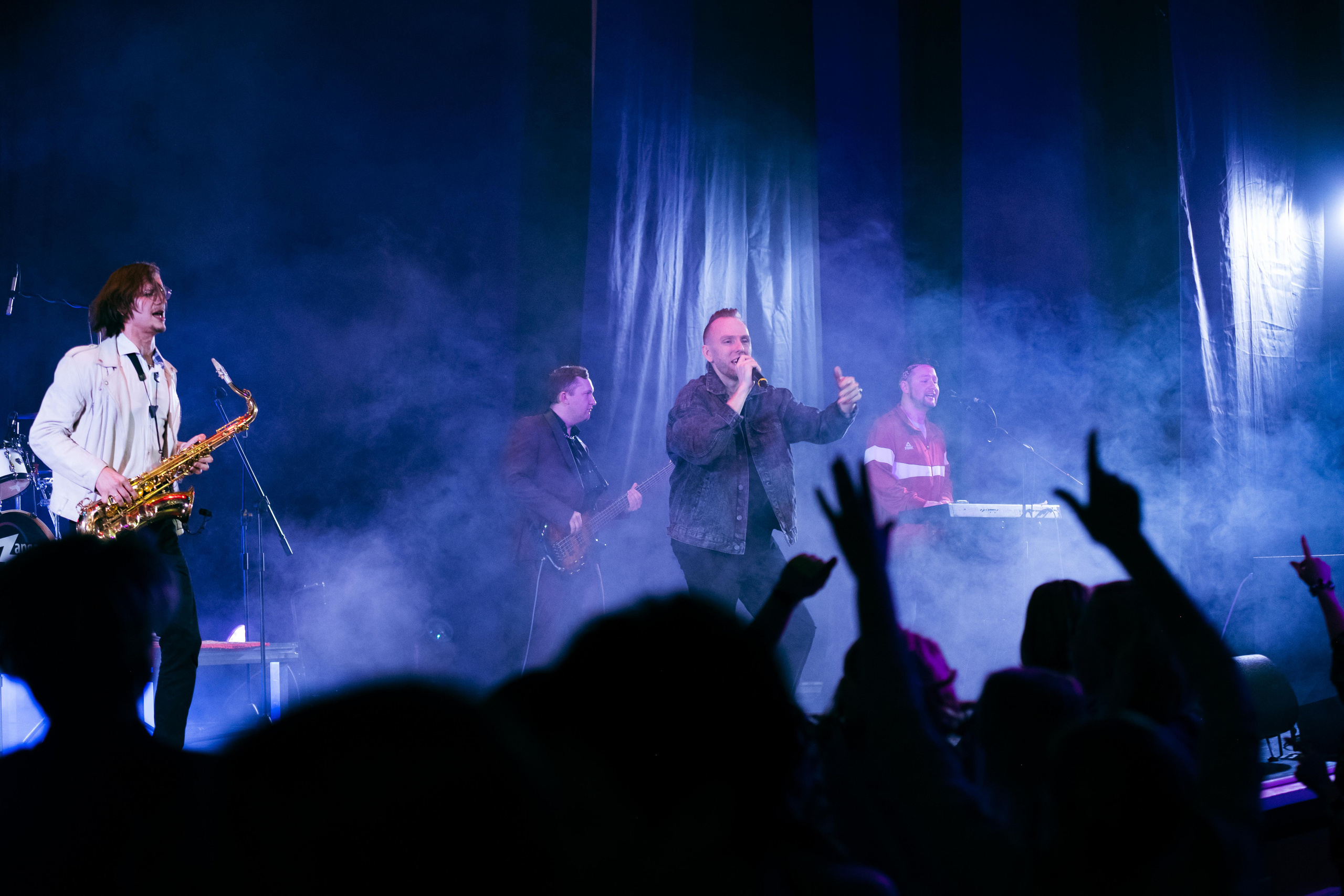 Заряд. Свадебный и семейный фотограф Максим Сорокин