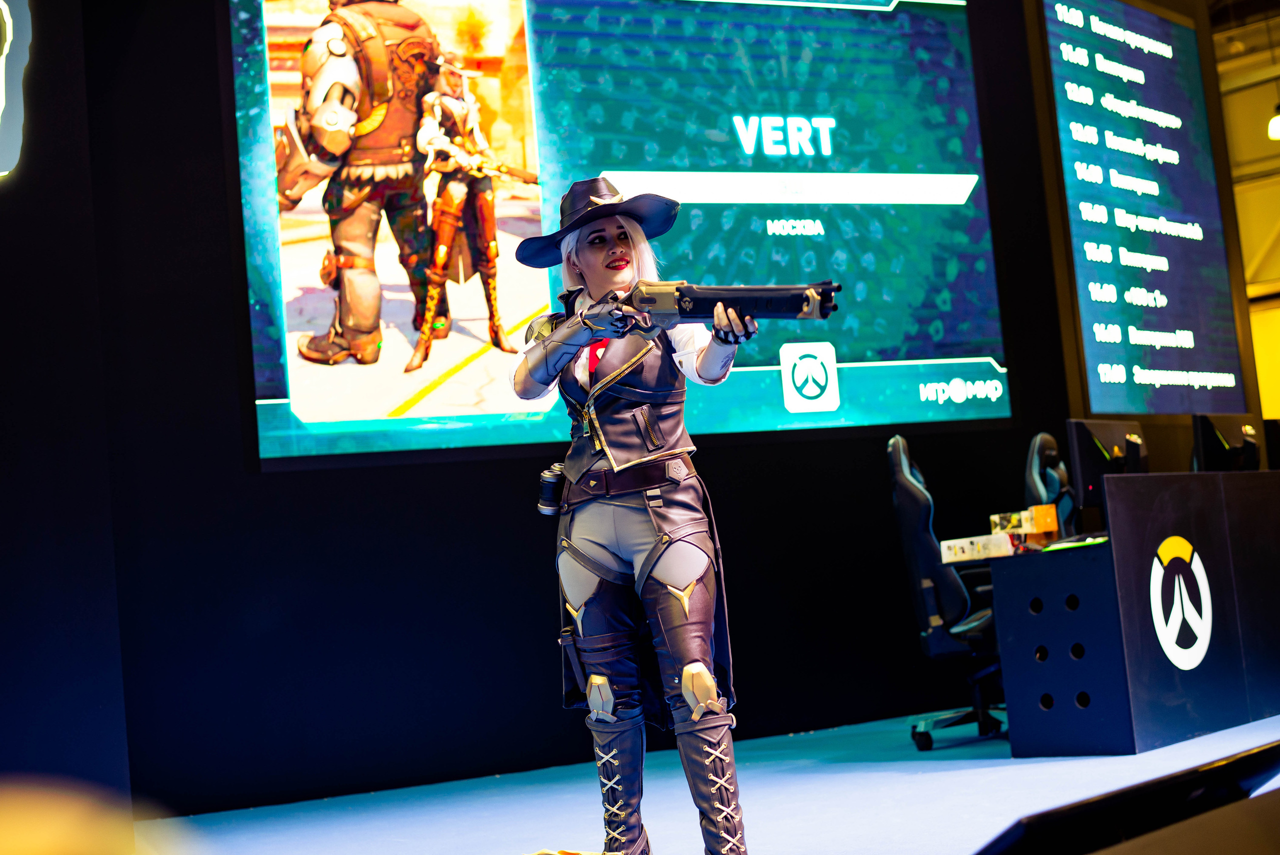 Игромир. Свадебный и семейный фотограф Максим Сорокин